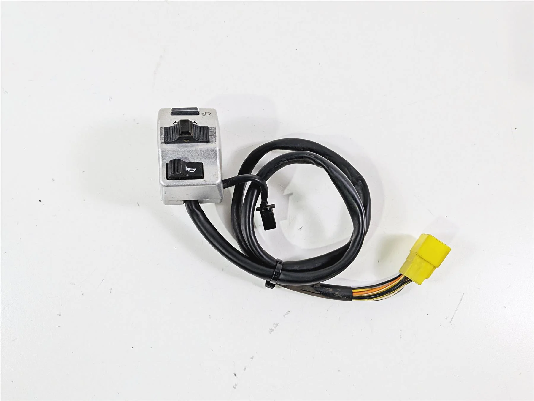 2004 Suzuki VL800 Intruder Volusia Left Hand Control Switch 37400-41F10