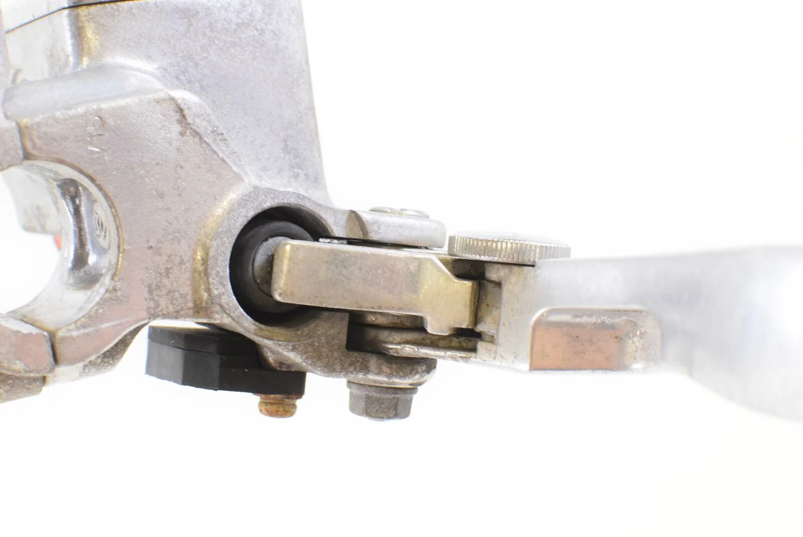 2004 Suzuki VZ1600 Marauder Front Nissin Brake Master Cylinder 5/8" K4301-50023 - Image 10