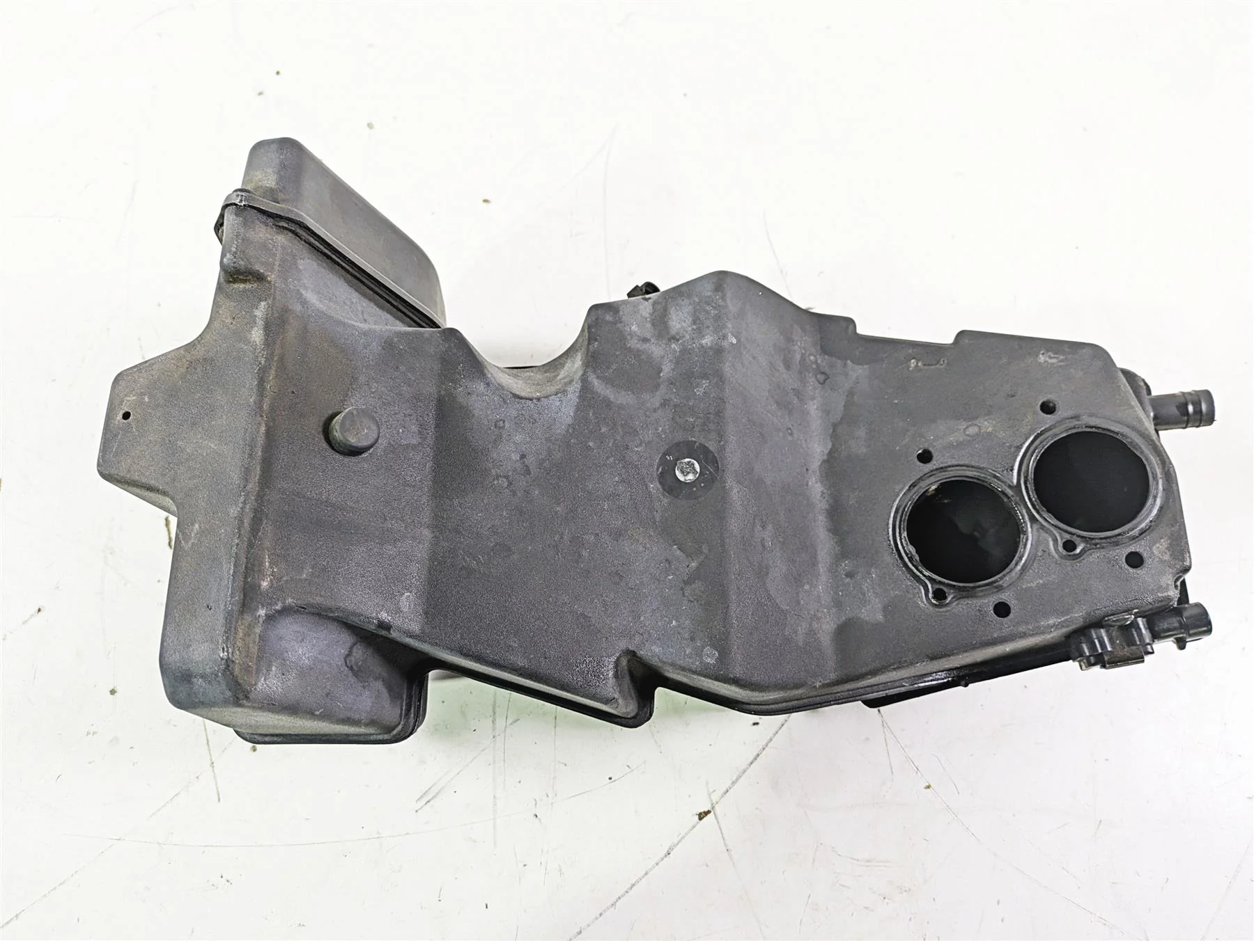 2004 Victory Kingpin Air Box Cleaner Filter Breather 1013720 - Image 8