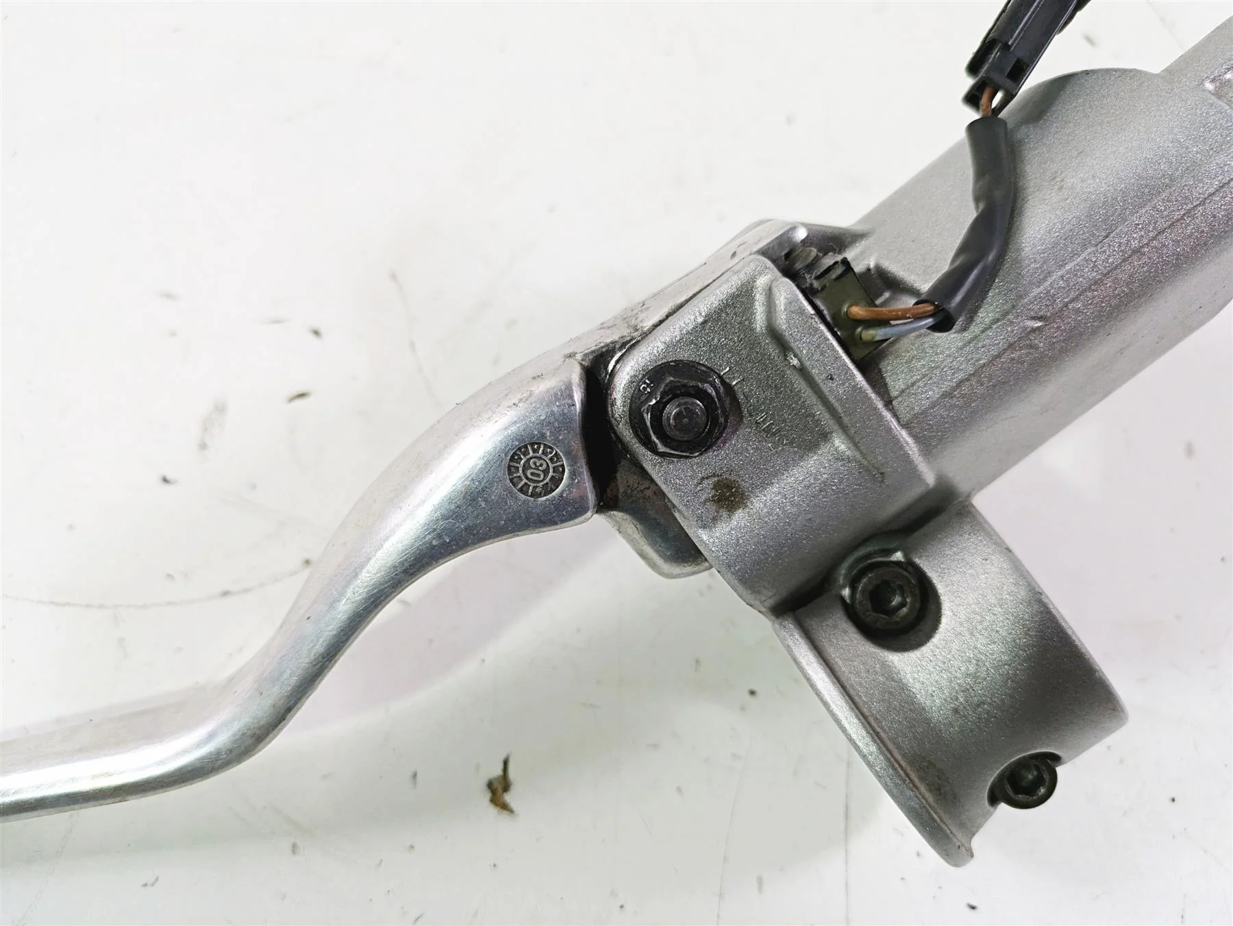 2004 Victory Kingpin Brembo Front Brake Master Cylinder 2010217 - Image 9