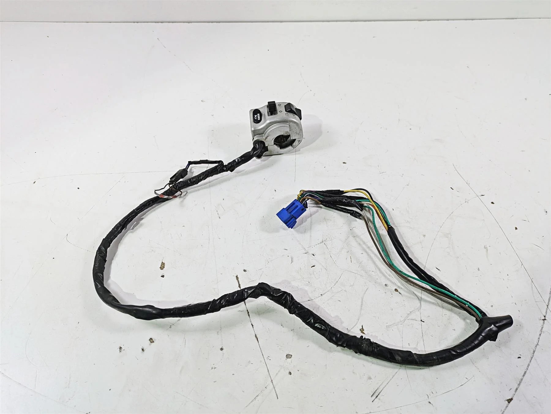 2004 Victory Kingpin Left Hand Turn Signal Control Switch - For Parts 4010775 - Image 2