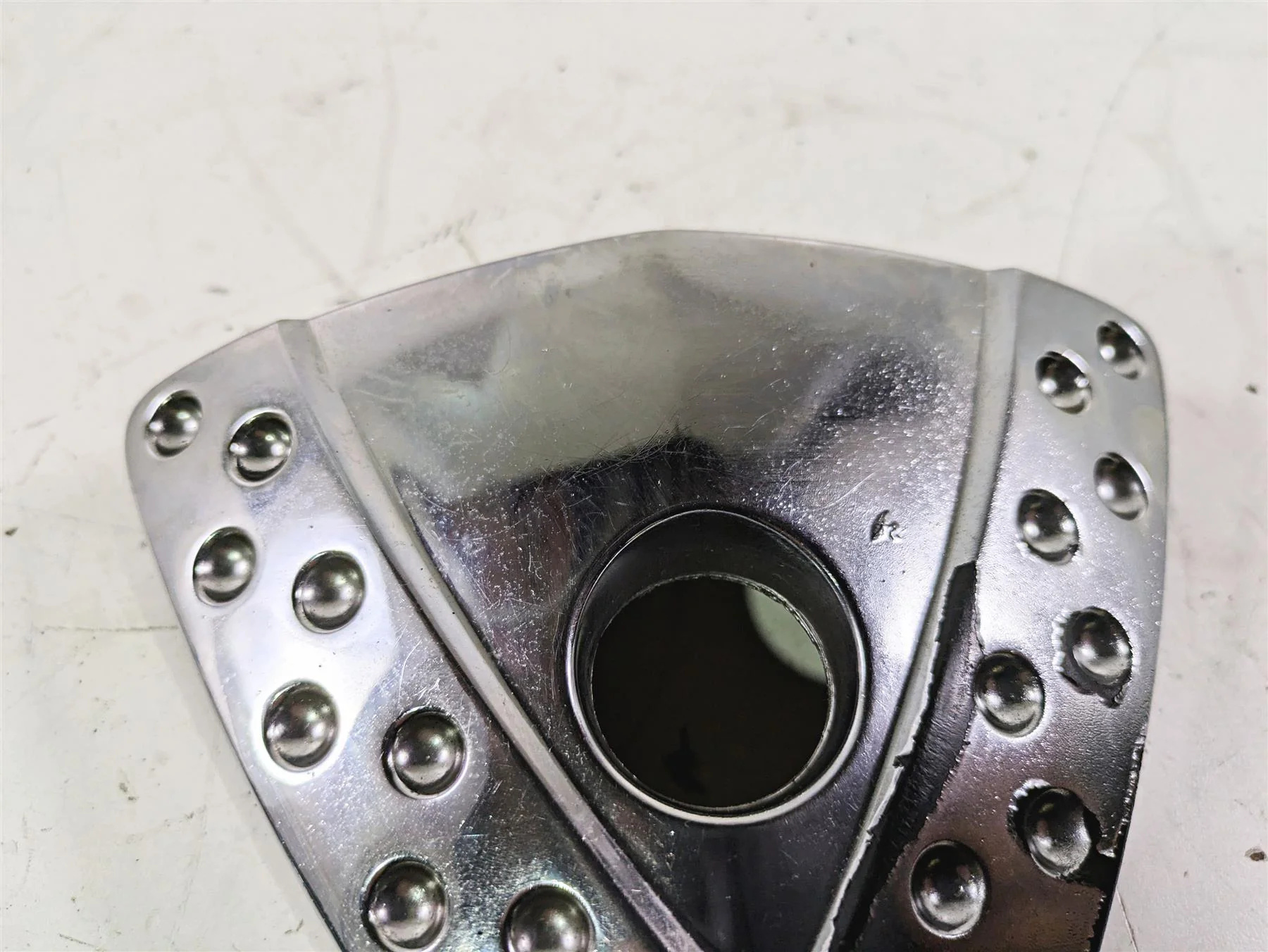 2004 Victory Kingpin Left Triangle Engine Ignition Side Cover 5245659 - Image 7