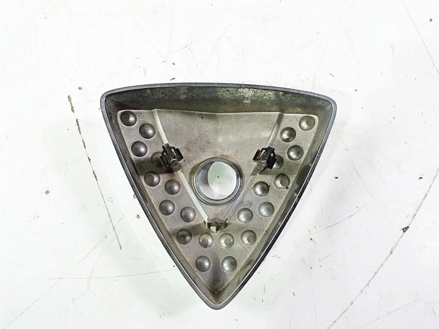 2004 Victory Kingpin Left Triangle Engine Ignition Side Cover 5245659 - Image 9