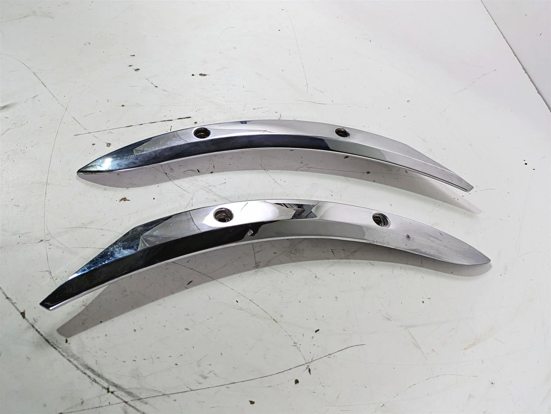 2004 Victory Kingpin Rear Fender Chrome Struts Braces Set - Read 5631319 5631320 - Image 3