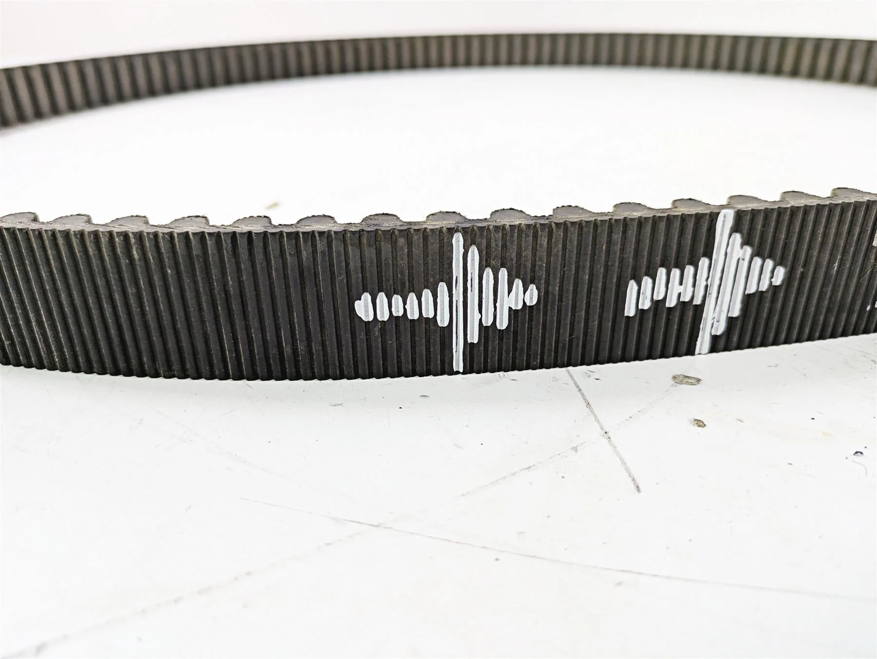 2004 Victory Kingpin Rear Main Drive Belt 3211088 - Image 3