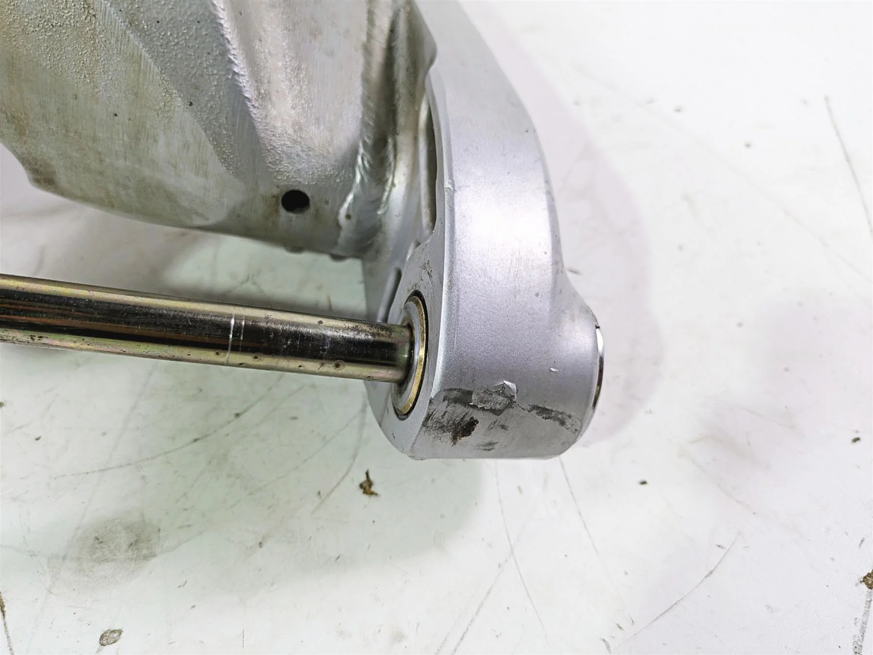 2004 Victory Kingpin Rear Swingarm Swing Arm Axle Set 1014408 1014408 - Image 5