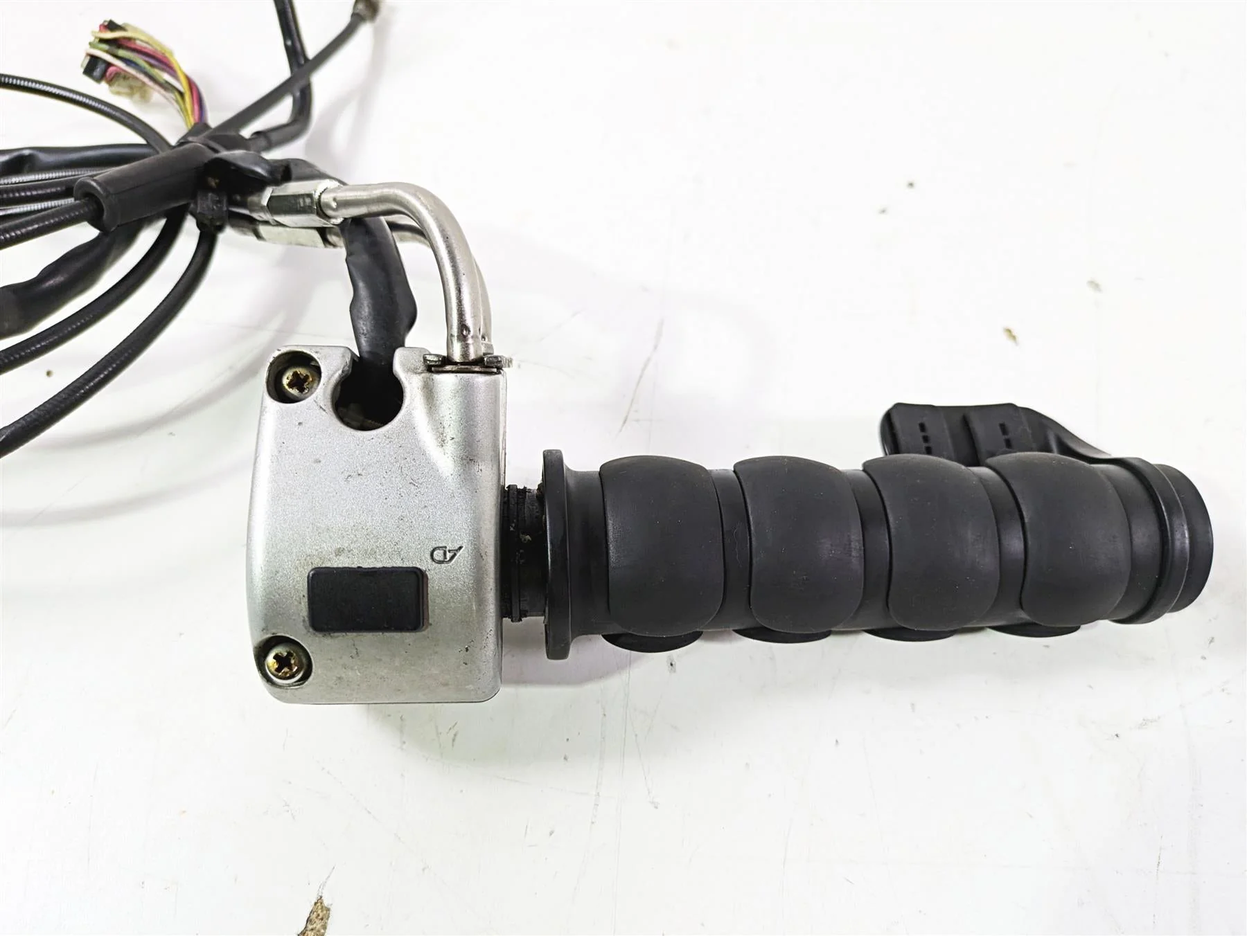2004 Victory Kingpin Right Hand Control Switch + Throttle Cable & Grip 4010699