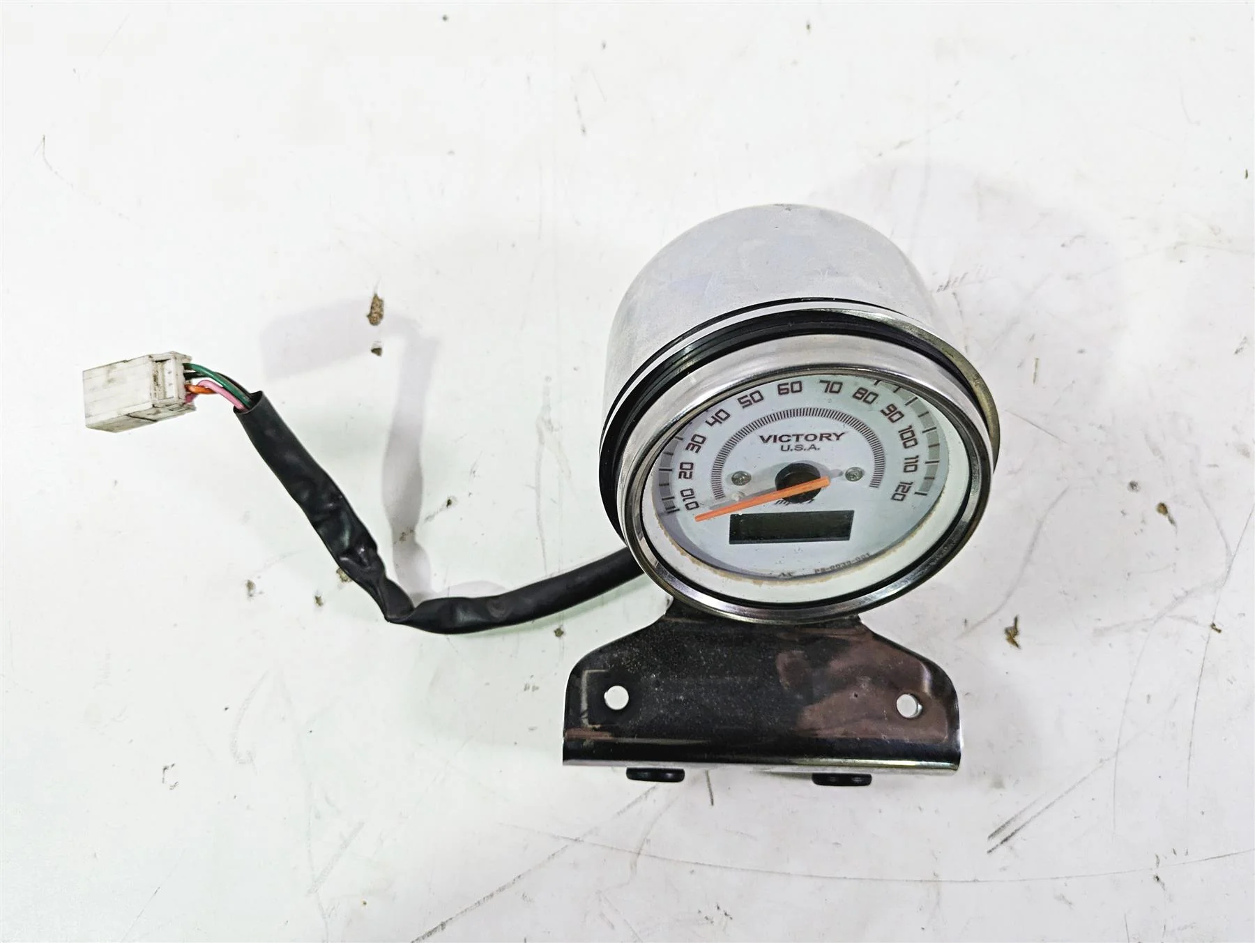 2004 Victory Kingpin Speedometer Gauge Instrument & Mount 35k 3280405 5246295 - Image 4