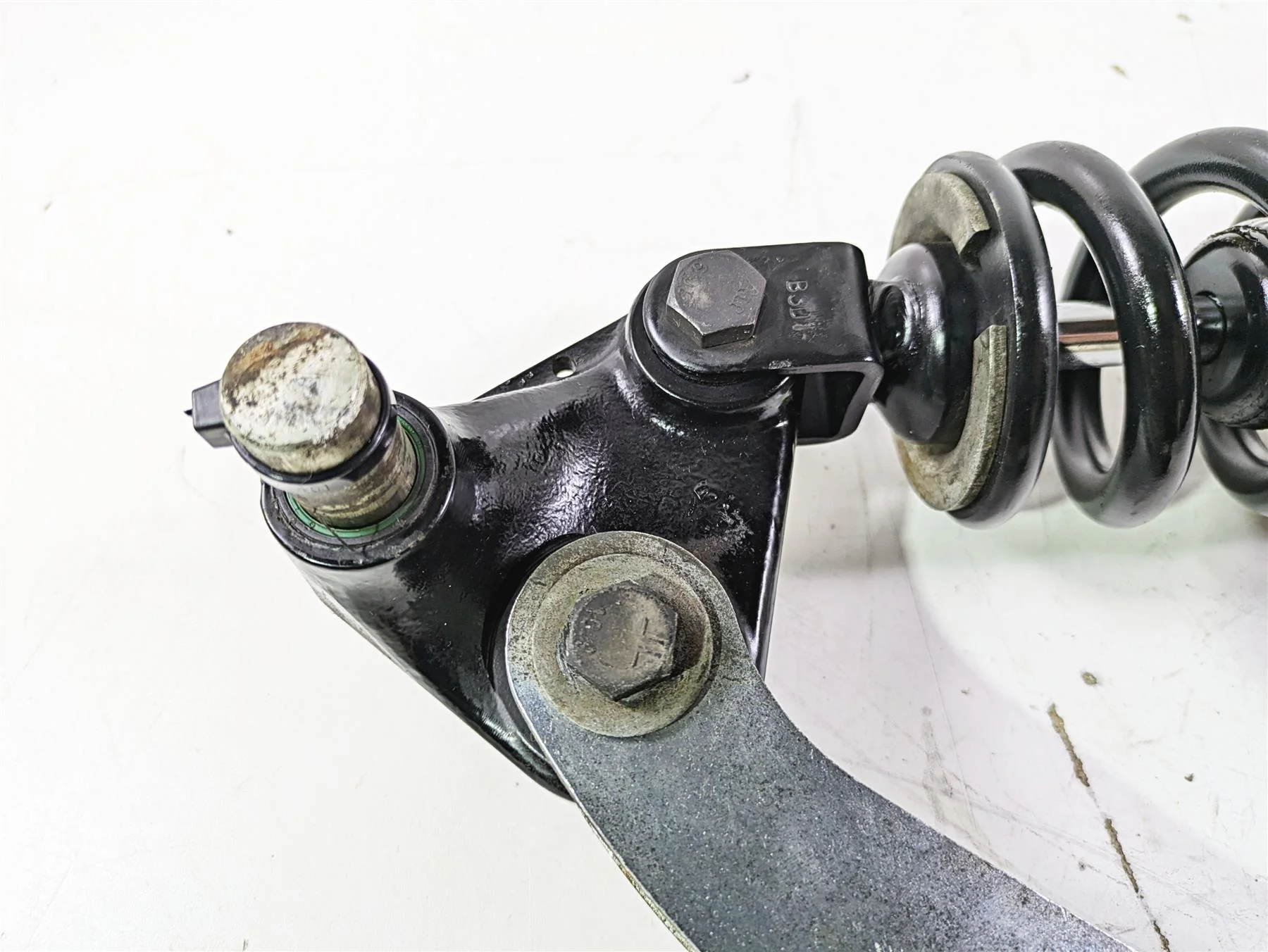 2004 Victory Kingpin Straight Rear Suspension Shock Damper Absorber 1541999 - Image 8