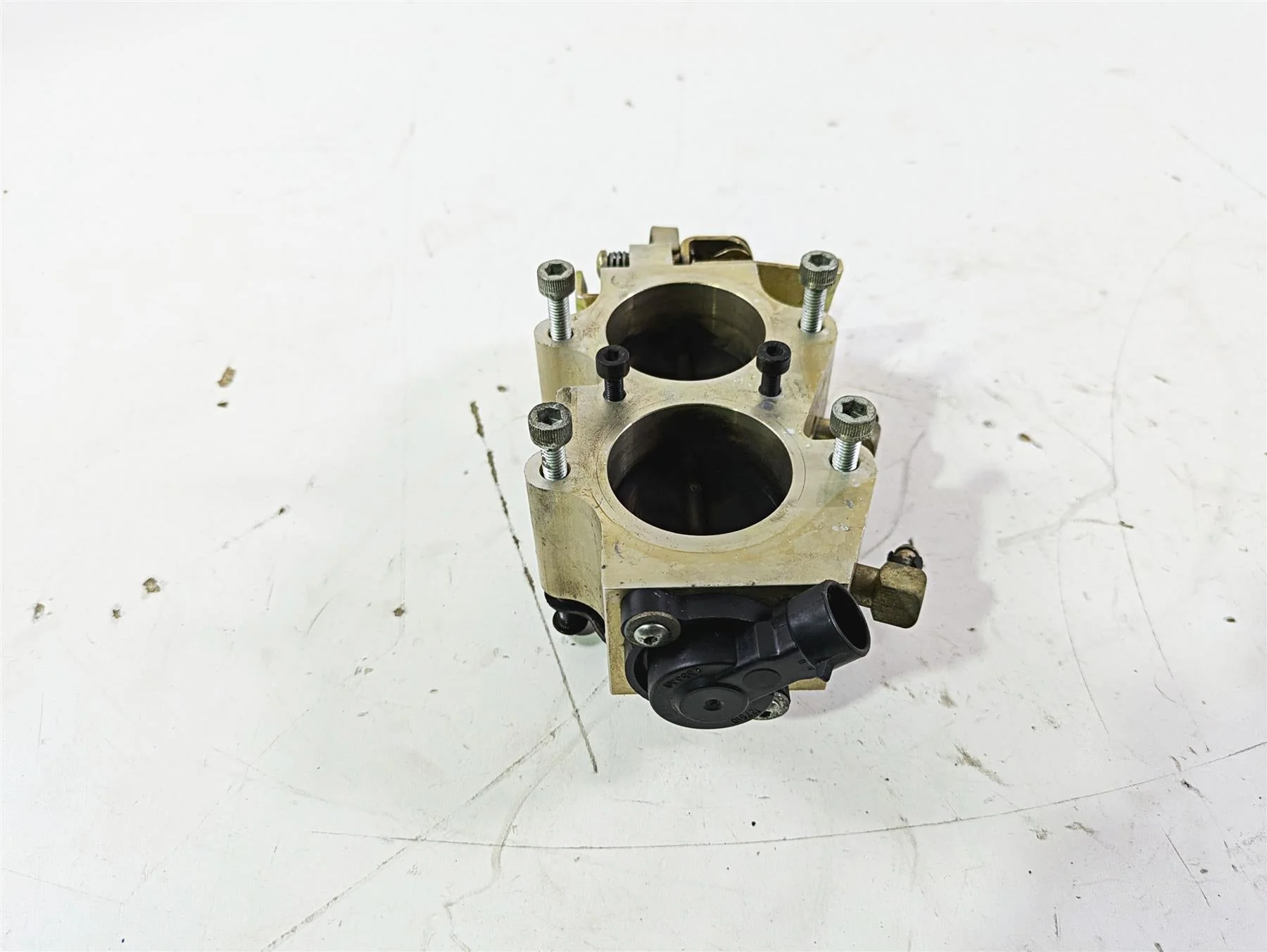 2004 Victory Kingpin Throttle Body Fuel Injection 1253363 - Image 4