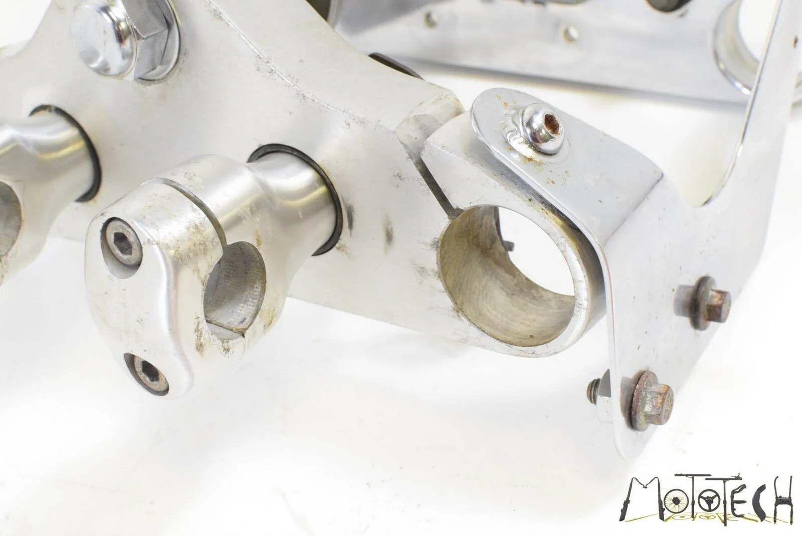 2004 Yamaha XVS650 V-Star Custom Upper Lower Triple Tree Set - Image 6