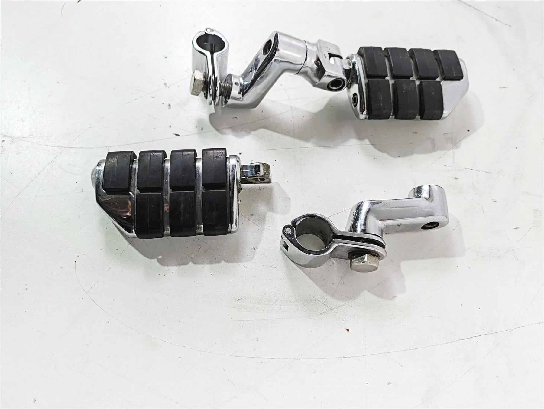 2004 Yamaha XVZ1300 Royal Star Chrome Highway Foot Peg Rest Set FOR PARTS - Image 2