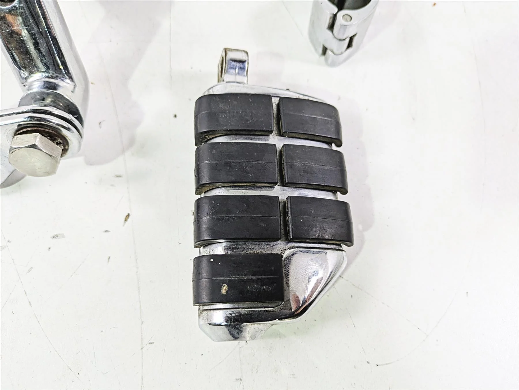 2004 Yamaha XVZ1300 Royal Star Chrome Highway Foot Peg Rest Set FOR PARTS - Image 4