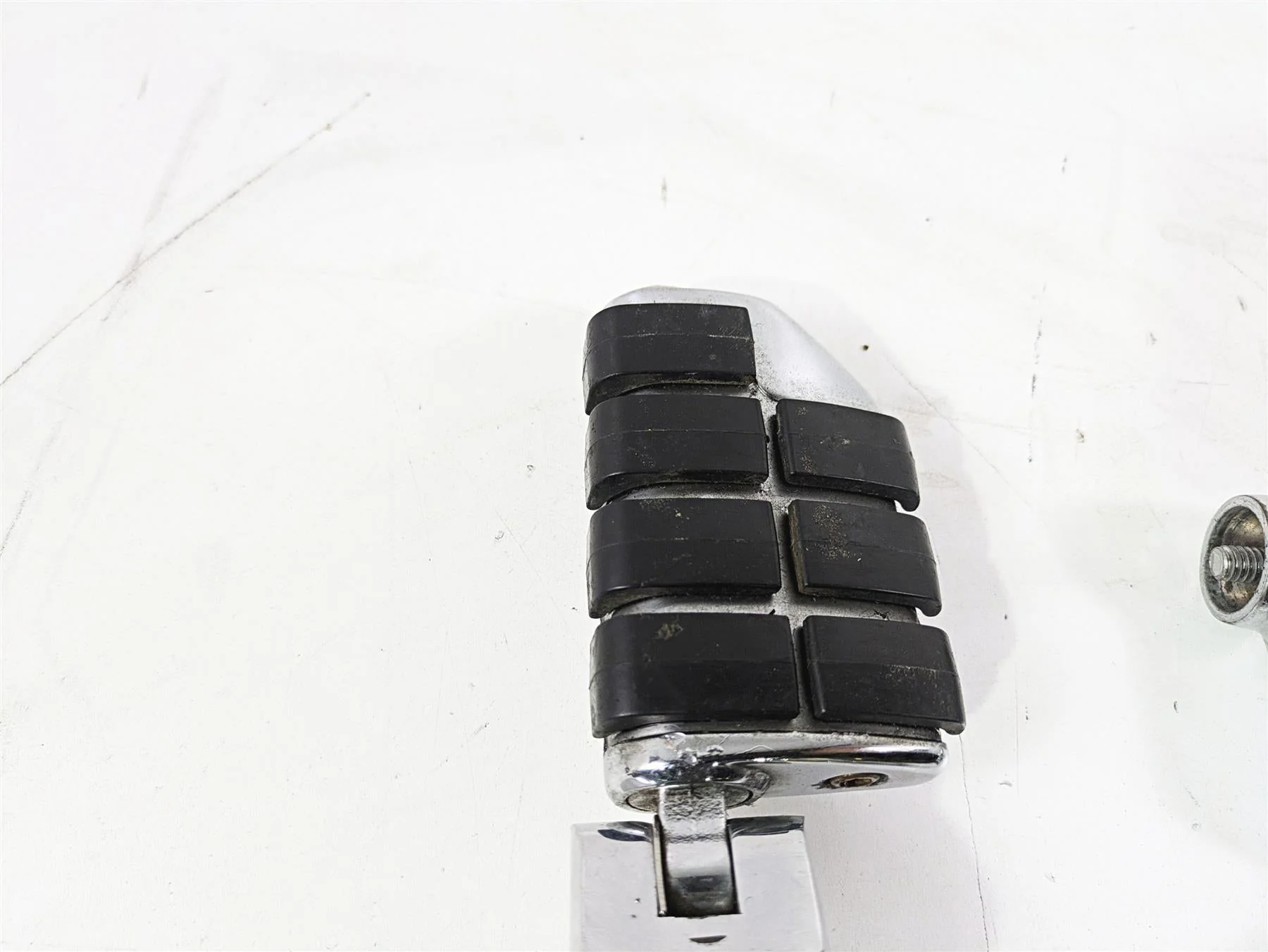 2004 Yamaha XVZ1300 Royal Star Chrome Highway Foot Peg Rest Set FOR PARTS - Image 7