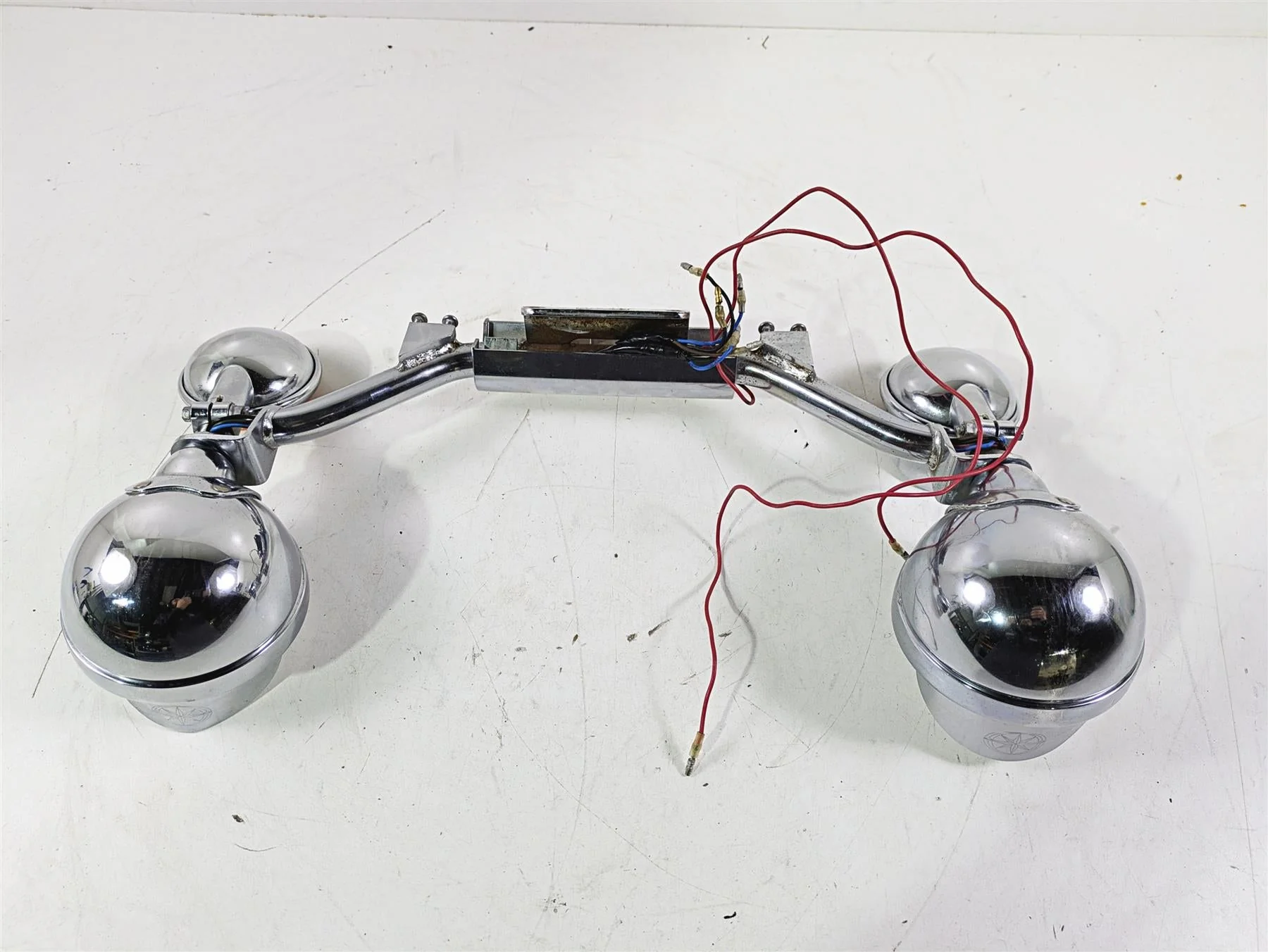 2004 Yamaha XVZ1300 Royal Star Front Blinker Turn Signal Spot Light Set - Image 2