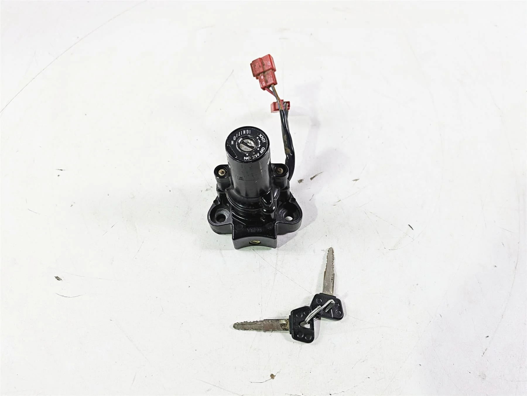 2004 Yamaha XVZ1300 Royal Star Ignition Switch Steering Lock Set 4XY-82501-01-00