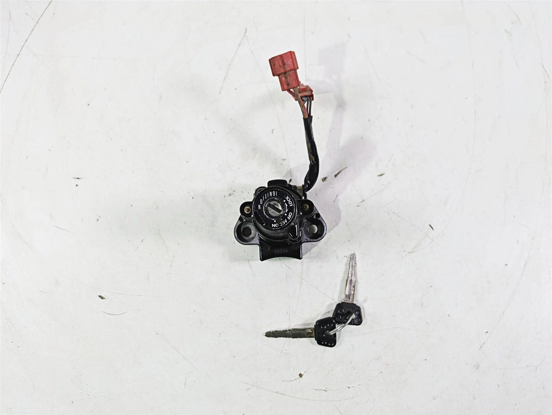 2004 Yamaha XVZ1300 Royal Star Ignition Switch Steering Lock Set 4XY-82501-01-00 - Image 4