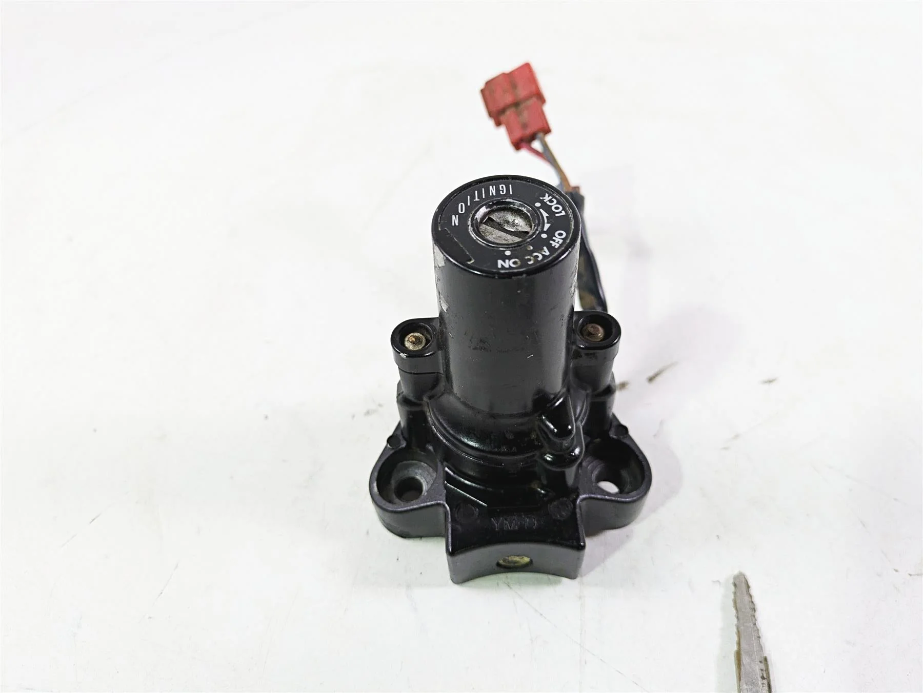 2004 Yamaha XVZ1300 Royal Star Ignition Switch Steering Lock Set 4XY-82501-01-00 - Image 6