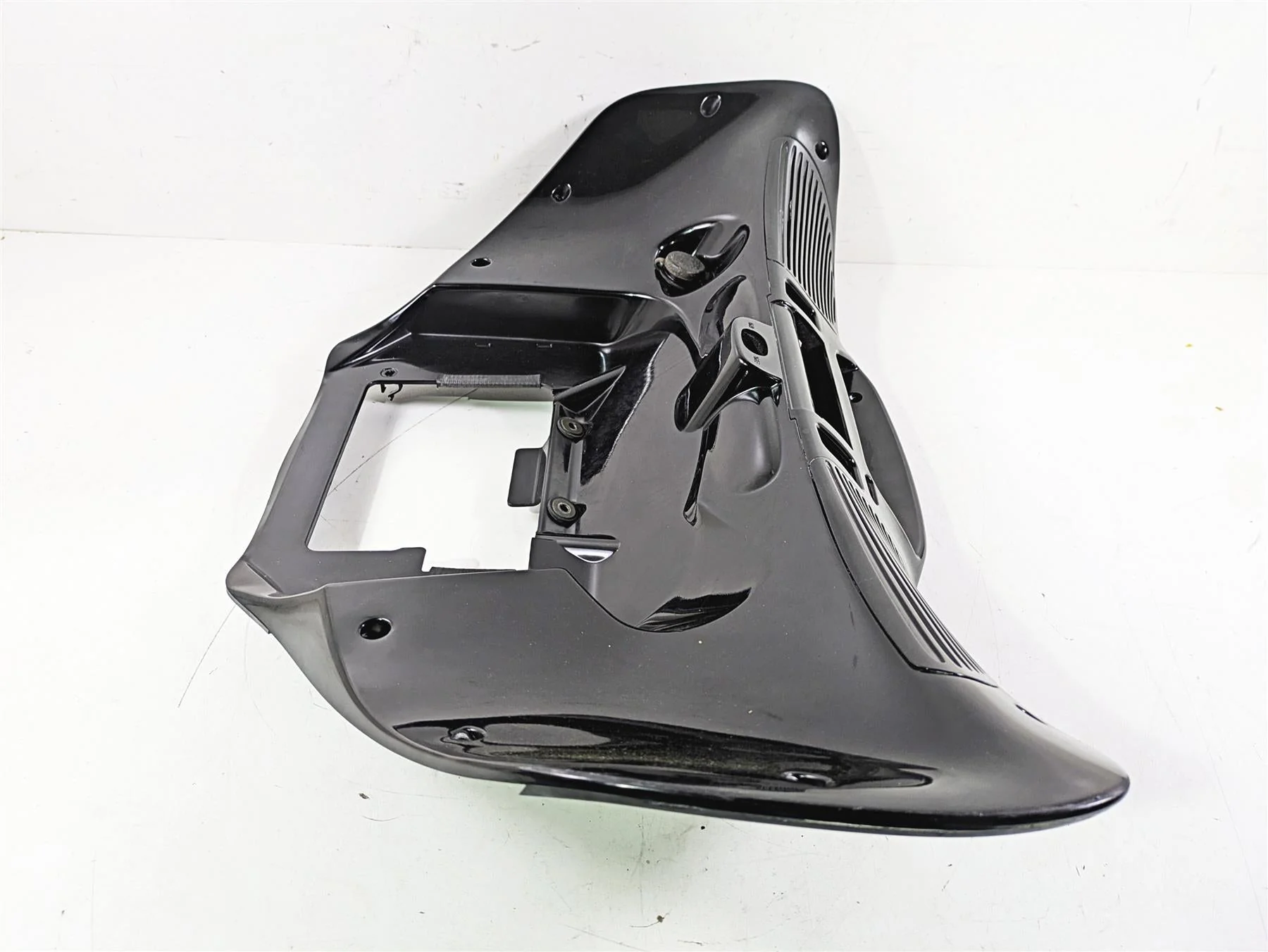 2004 Yamaha XVZ1300 Royal Star Inner Front Fairing Cover 4XY-28350-00-P7 - Image 2