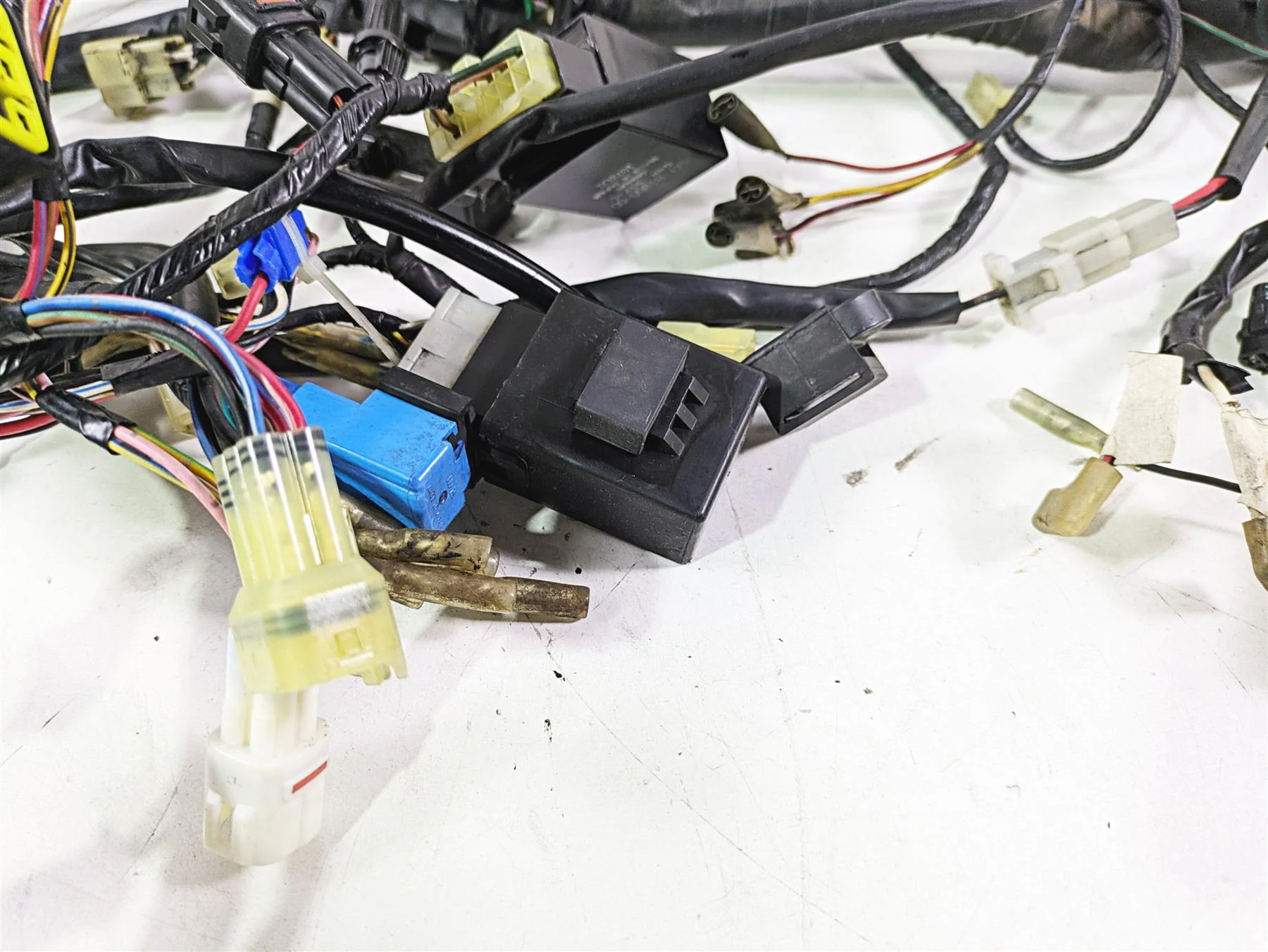 2004 Yamaha XVZ1300 Royal Star Main Wiring Harness Loom READ 4XY-82590-00-00 - Image 9