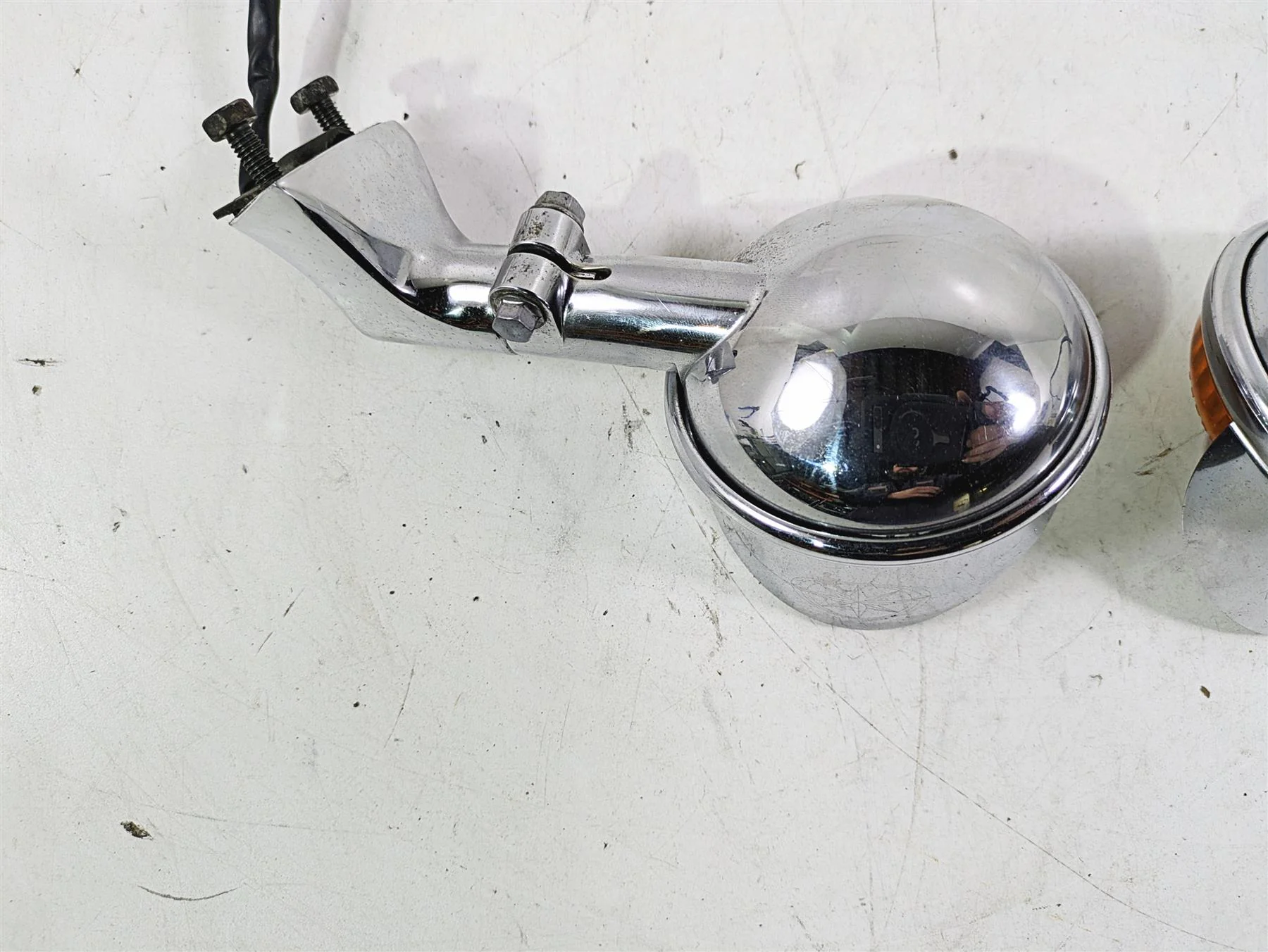 2004 Yamaha XVZ1300 Royal Star Rear Blinker Turn Signals & Mounts 42X-83330-K1-00 - Image 12