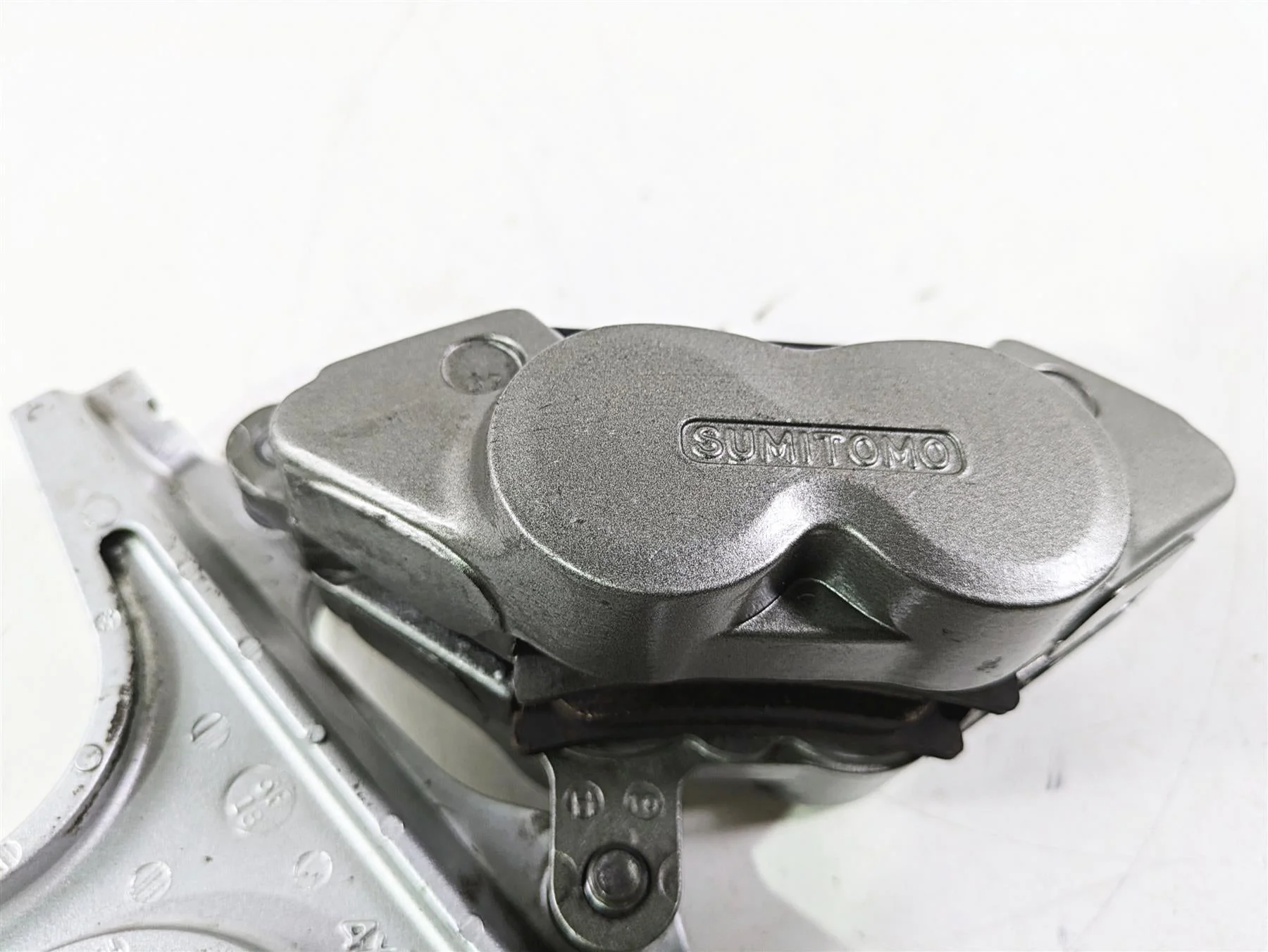 2004 Yamaha XVZ1300 Royal Star Rear Brake Caliper & Bracket  4NK-2580W-01-00 - Image 12