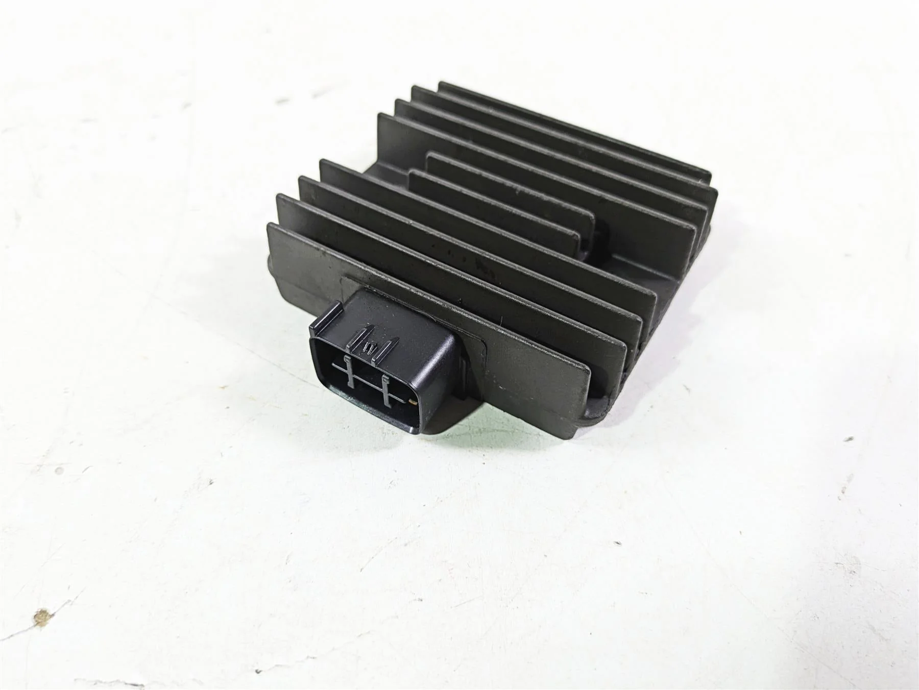 2004 Yamaha XVZ1300 Royal Star Rectifier Voltage Regulator 4XY-81960-00-00 SH678-11 - Image 12