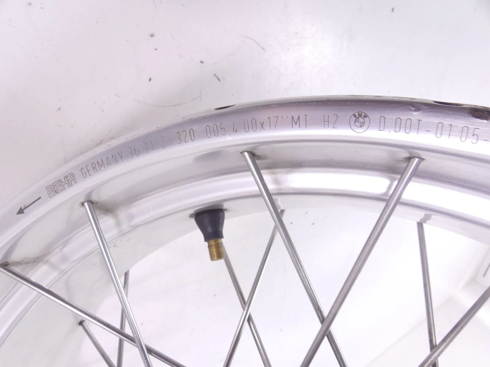 2005 BMW R1200GS K25 Straight Behr Rear Spoke Wheel Rim 17x4 36312320005 - Image 11
