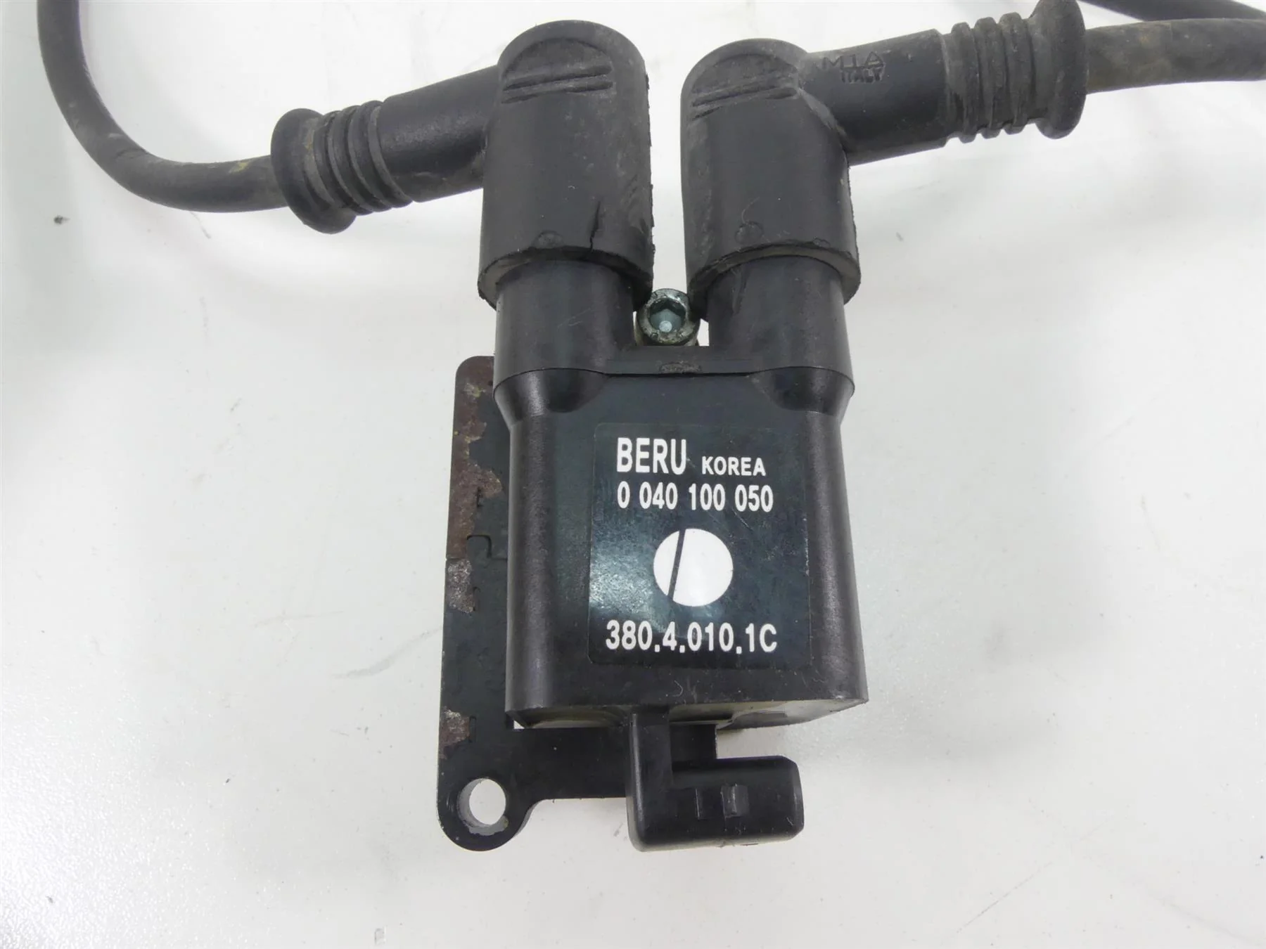 2005 Ducati Multistrada 1000S Beru Ignition Coil Coils Plug Wires 38040101C - Image 6