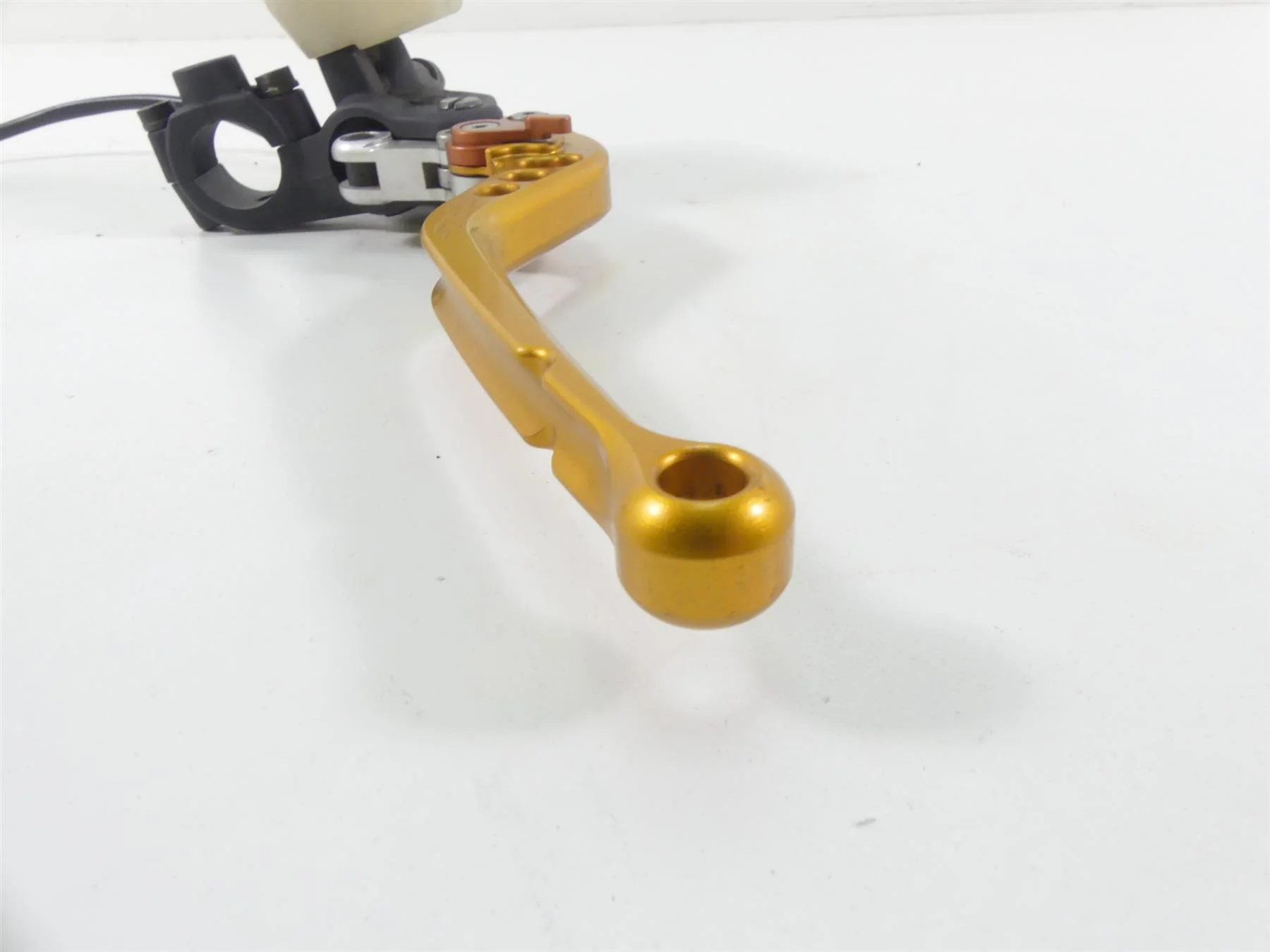 2005 Ducati Multistrada 1000S Front Brembo Brake Master Cylinder 62440301A - Image 6