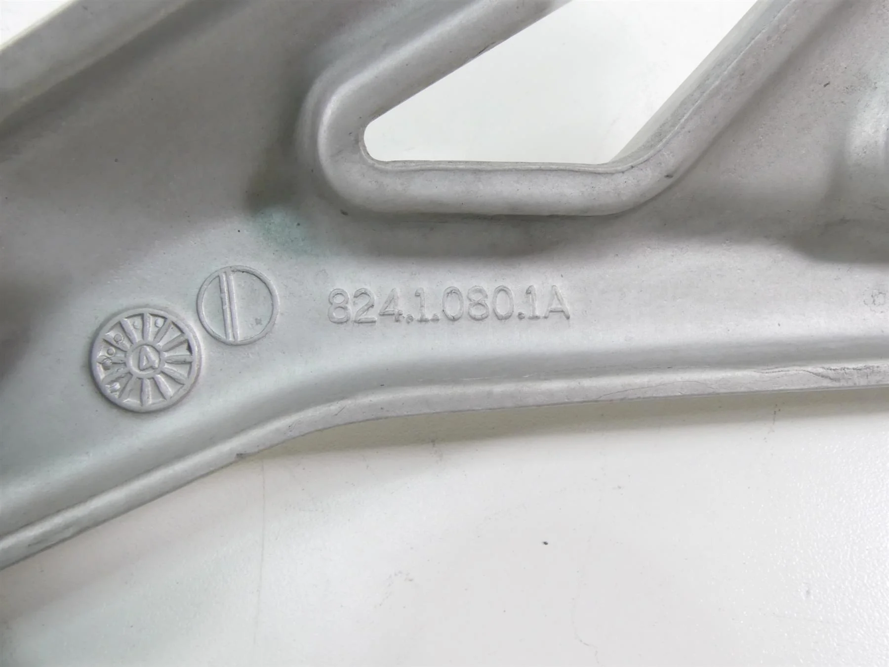 2005 Ducati Multistrada 1000S Rear Passenger Foot Peg Footpeg Set 82410801A - Image 12