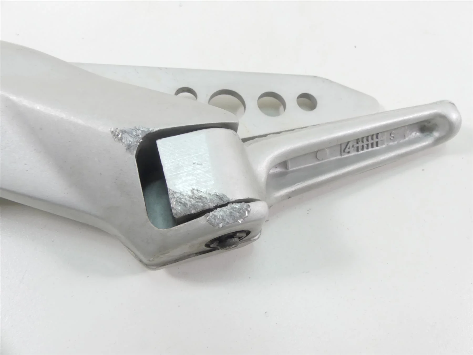 2005 Ducati Multistrada 1000S Rear Passenger Foot Peg Footpeg Set 82410801A - Image 7