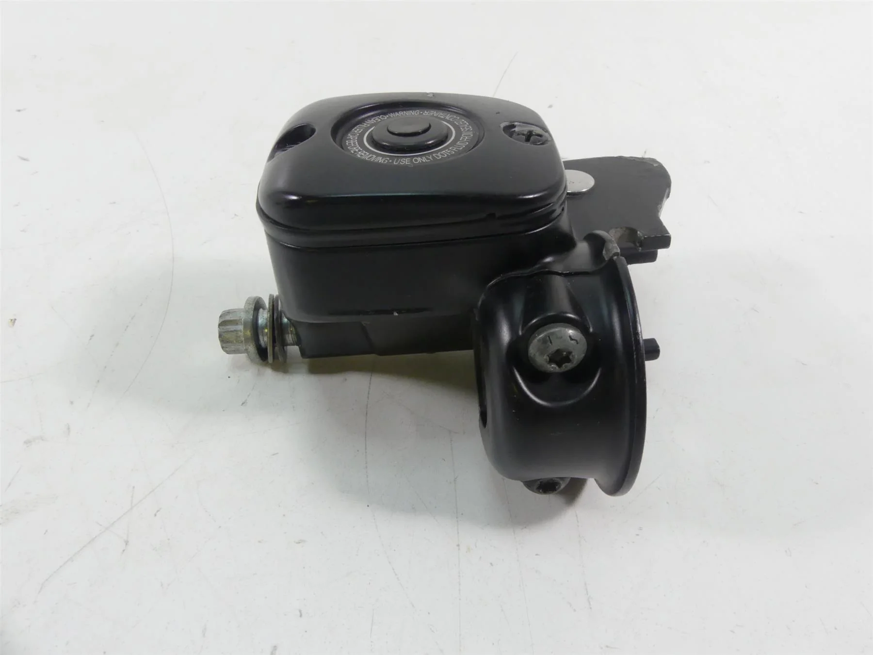 2005 Harley FXDWGI Dyna Wide Glide Front Brake Master Cylinder 9/16" 45019-96F