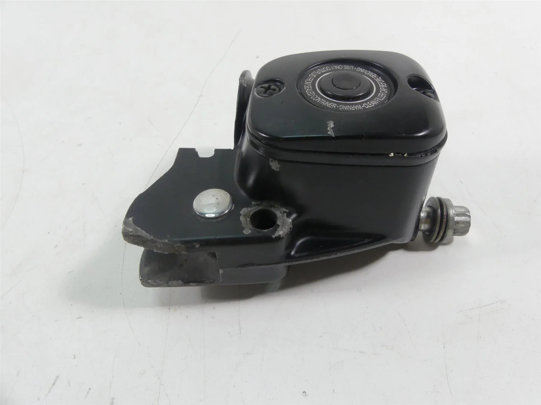 2005 Harley FXDWGI Dyna Wide Glide Front Brake Master Cylinder 9/16" 45019-96F - Image 3