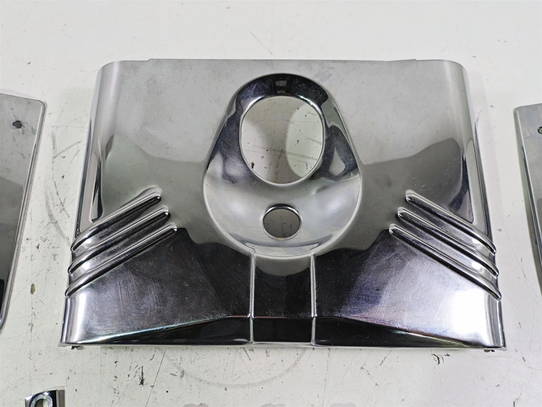 2005 Harley Softail FLSTFSE CVO Fat Boy Headlight Cover Set 67889-91A 67891-99 - Image 5