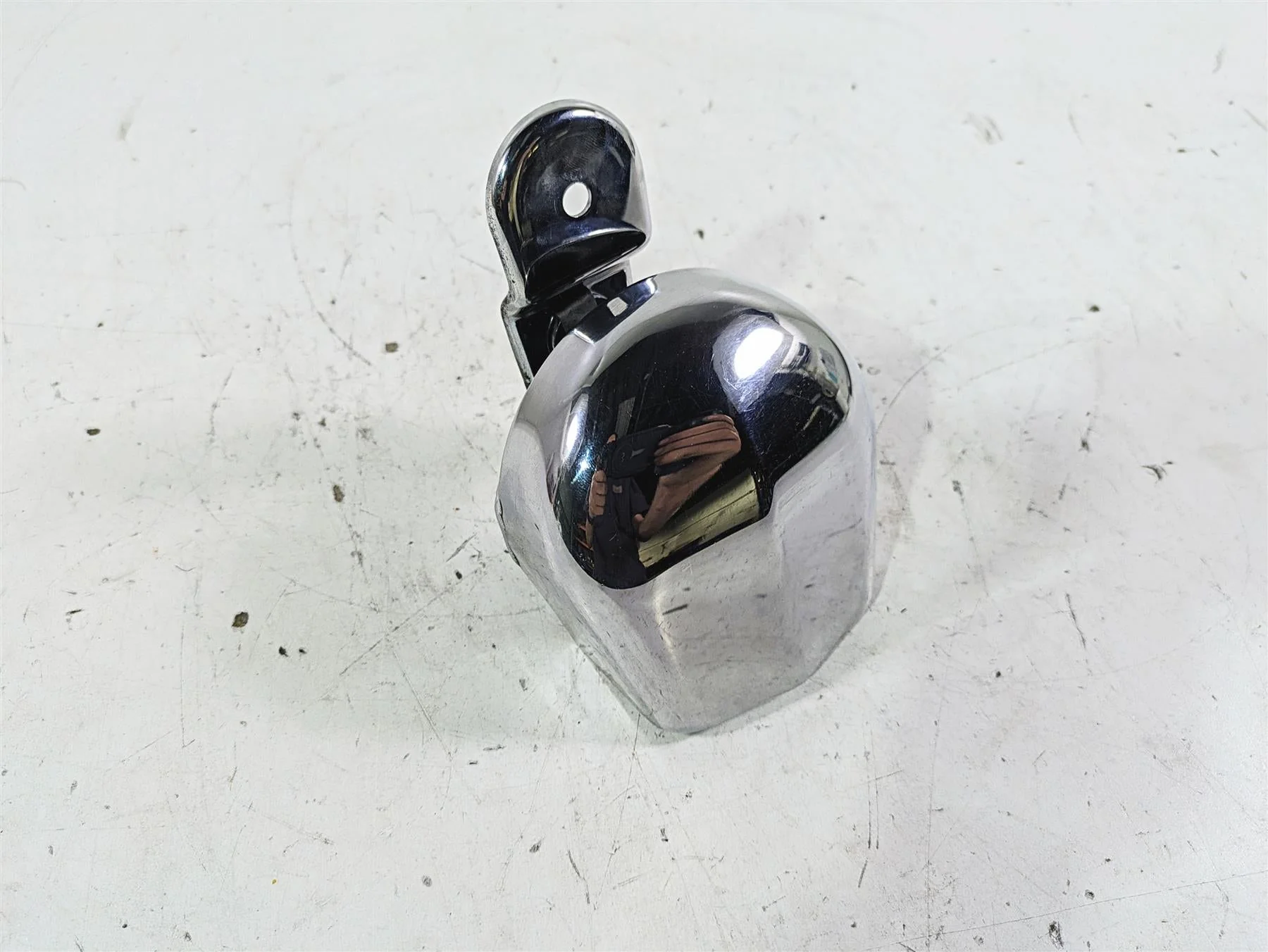 2005 Harley Softail FLSTFSE CVO Fat Boy Horn & Cover 61300478A 69060-90H - Image 11