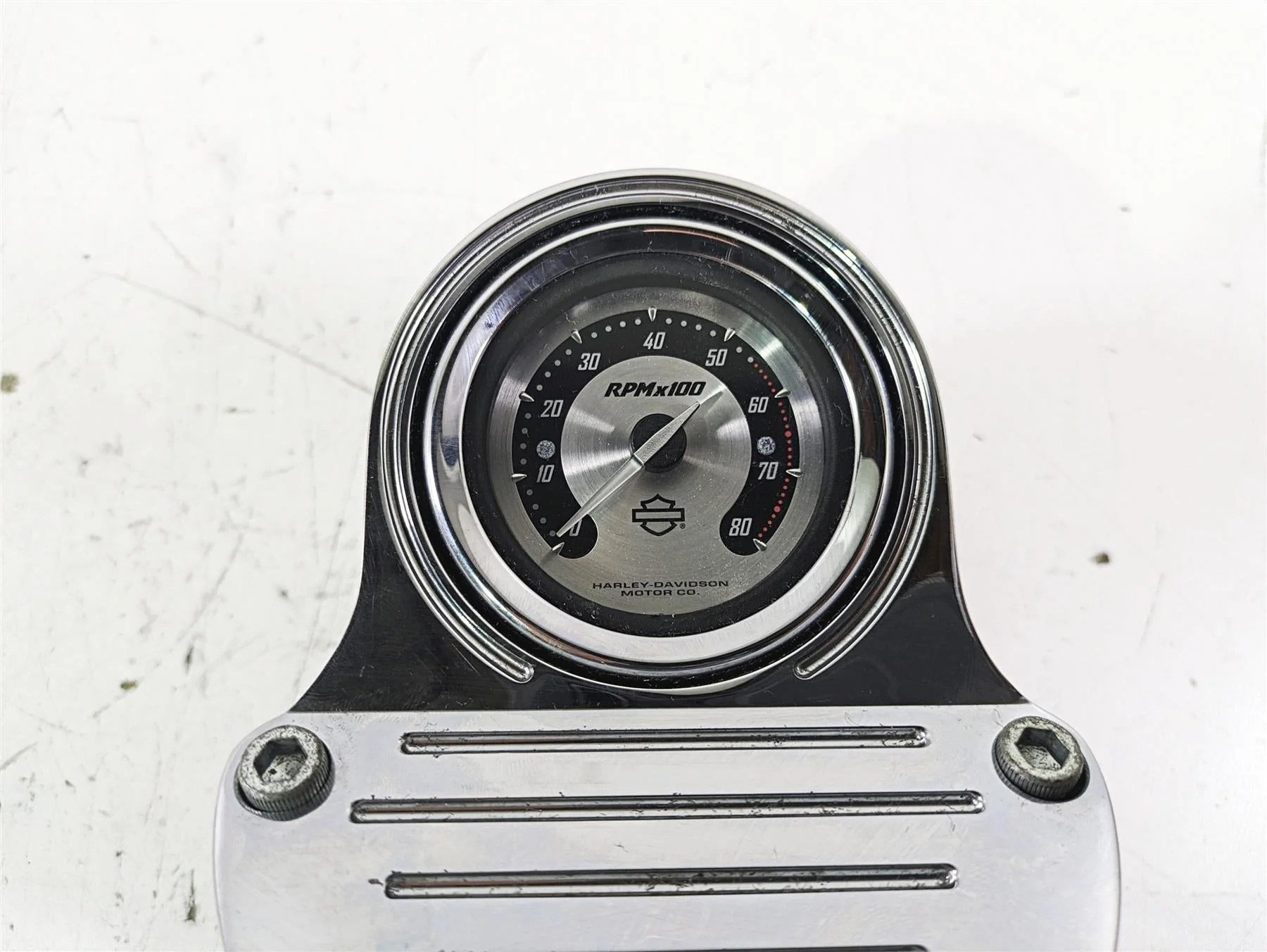 2005 Harley Softail FLSTFSE CVO Fat Boy Tachometer Tacho Riser Set Read 69270-05 - Image 4