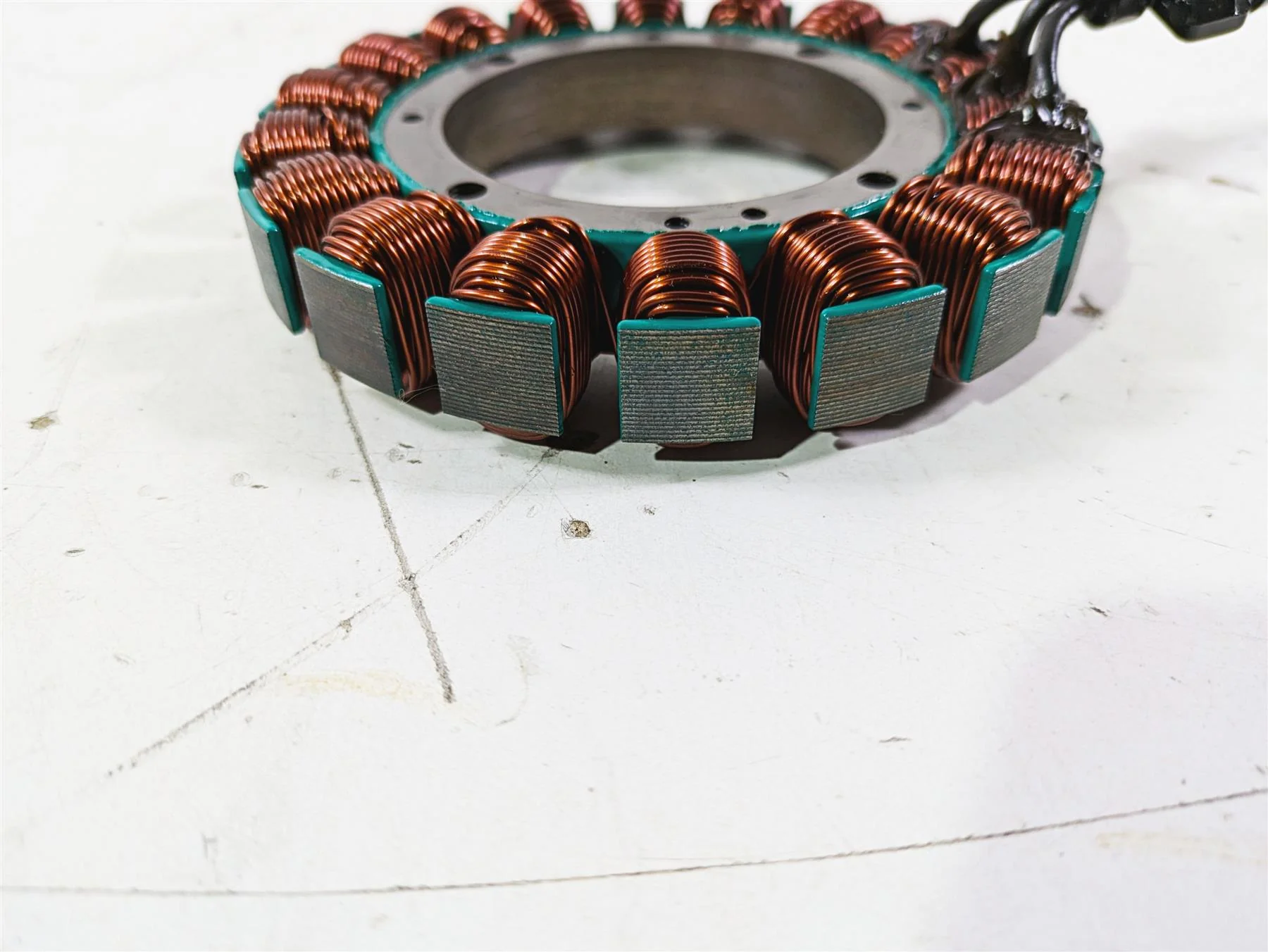 2005 Harley Softail FLSTSCI Heritage Springer Alternator Stator 38A 30017-01B - Image 6