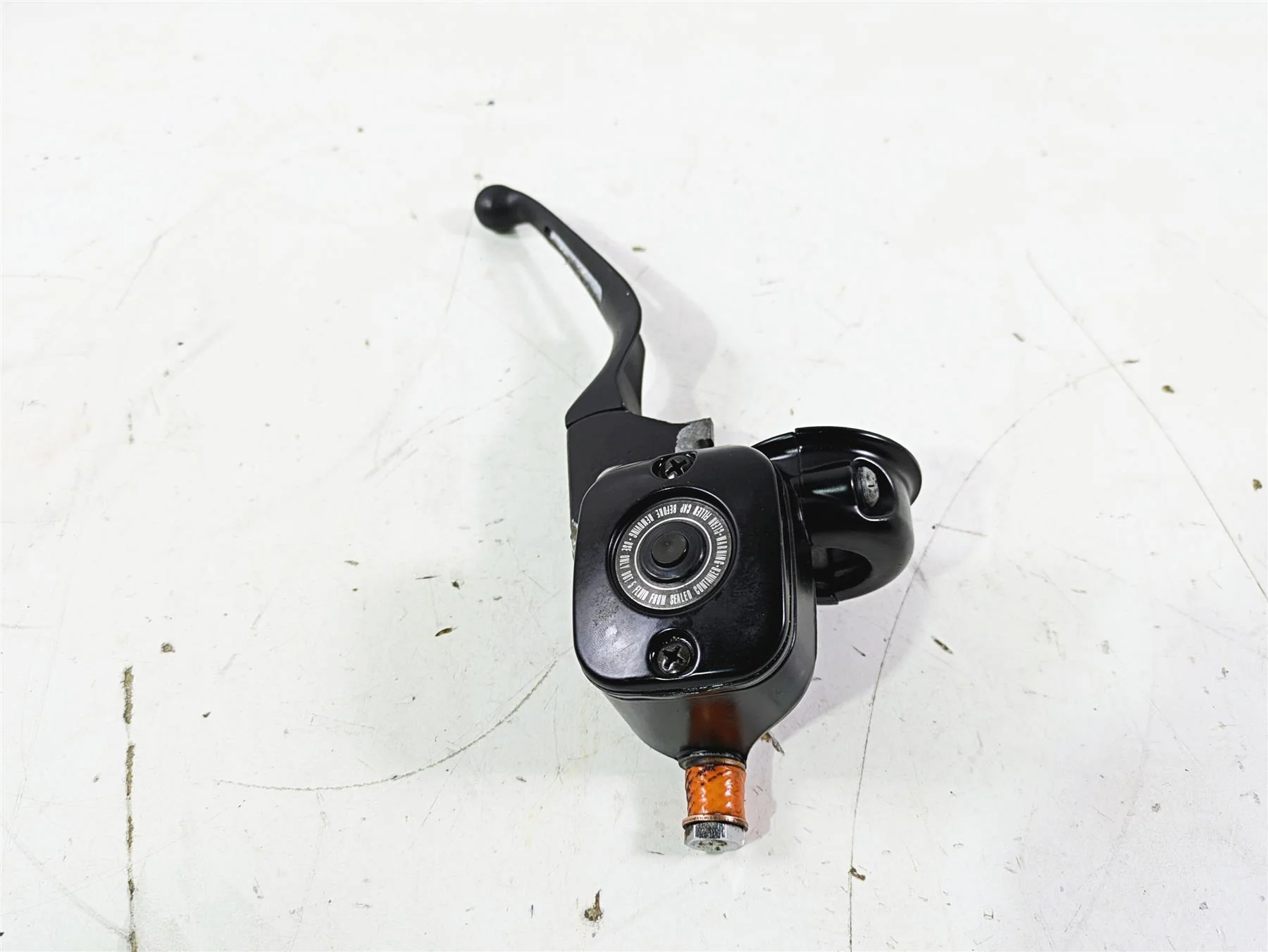 2005 Harley Softail FLSTSCI Heritage Springer Front Brake Mstr Cylinder 45019-96 - Image 2