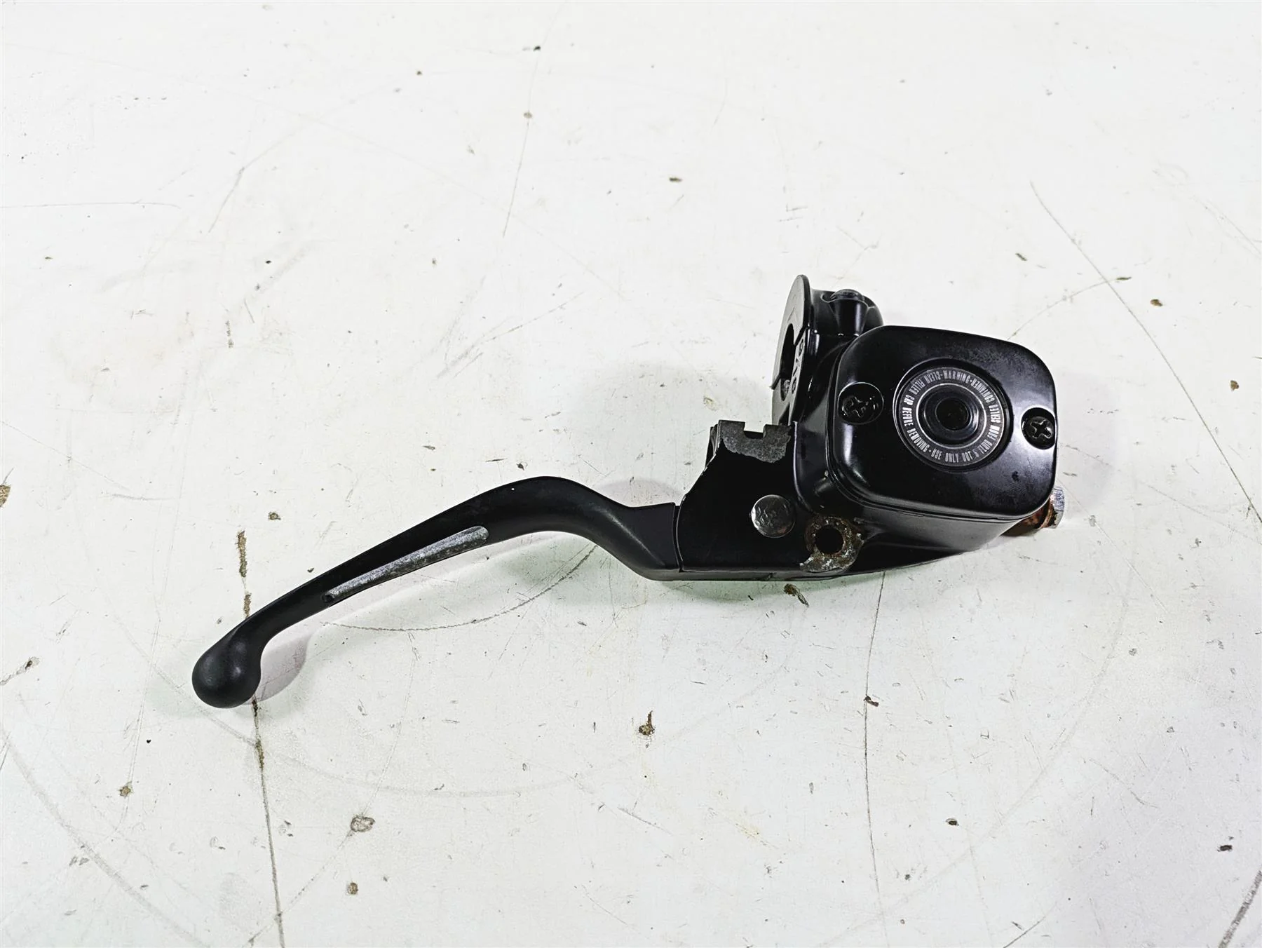 2005 Harley Softail FLSTSCI Heritage Springer Front Brake Mstr Cylinder 45019-96 - Image 3