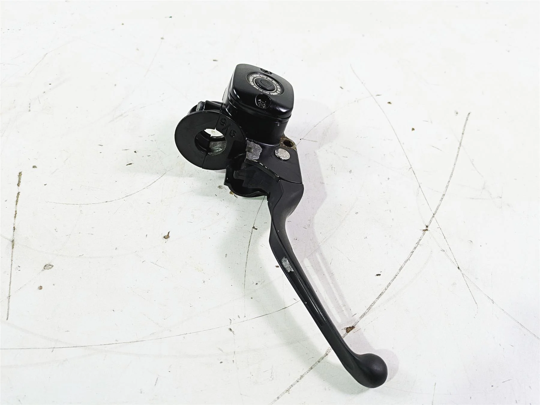 2005 Harley Softail FLSTSCI Heritage Springer Front Brake Mstr Cylinder 45019-96 - Image 4