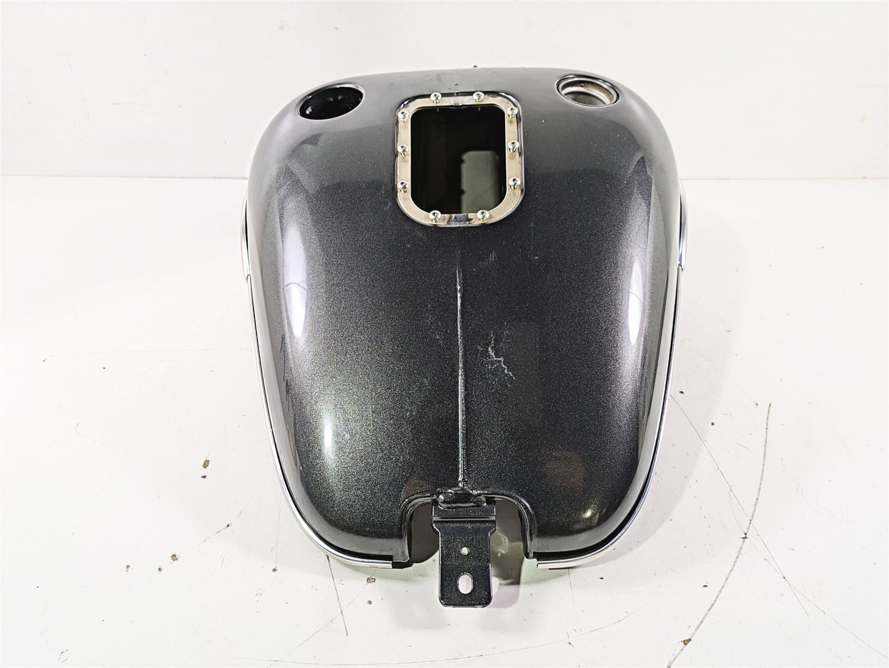 2005 Harley Softail FLSTSCI Heritage Springer Fuel Gas Tank - No Dent 61625-01E - Image 12