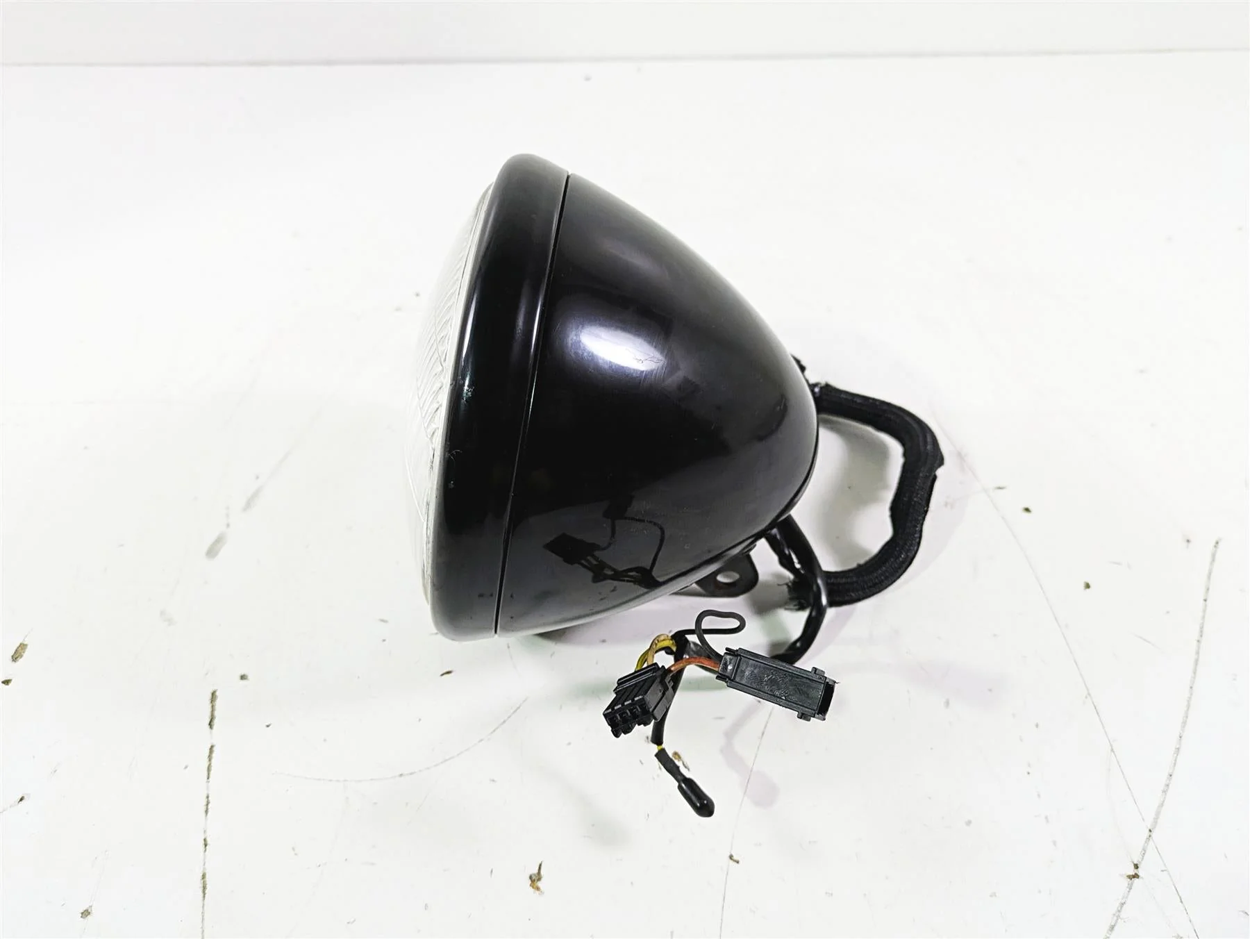 2005 Harley Softail FLSTSCI Heritage Springer Headlight Head Light Lamp 69769-05 - Image 2