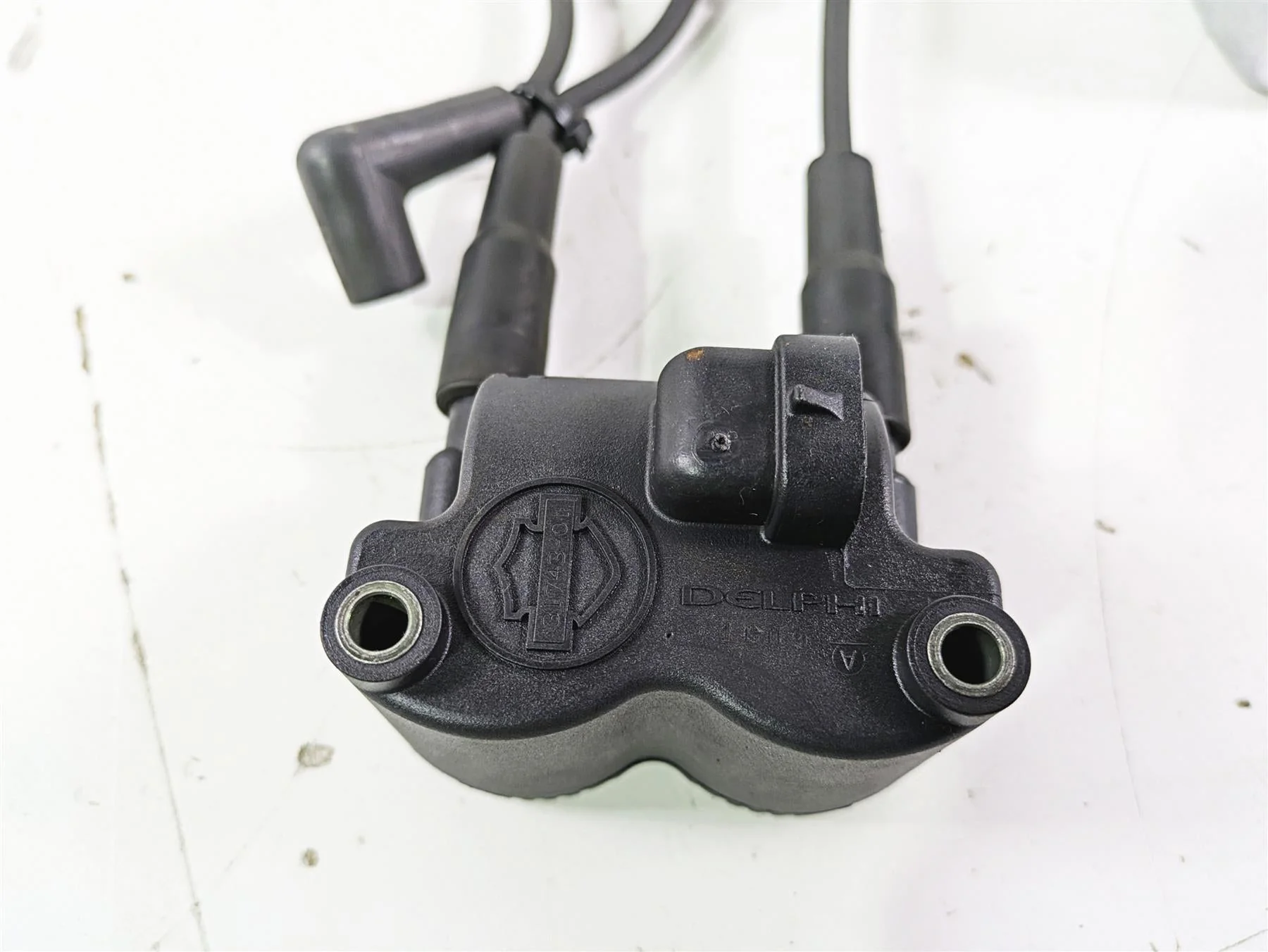 2005 Harley Softail FLSTSCI Heritage Springer Ignition Coil Set 31655-99 - Image 8