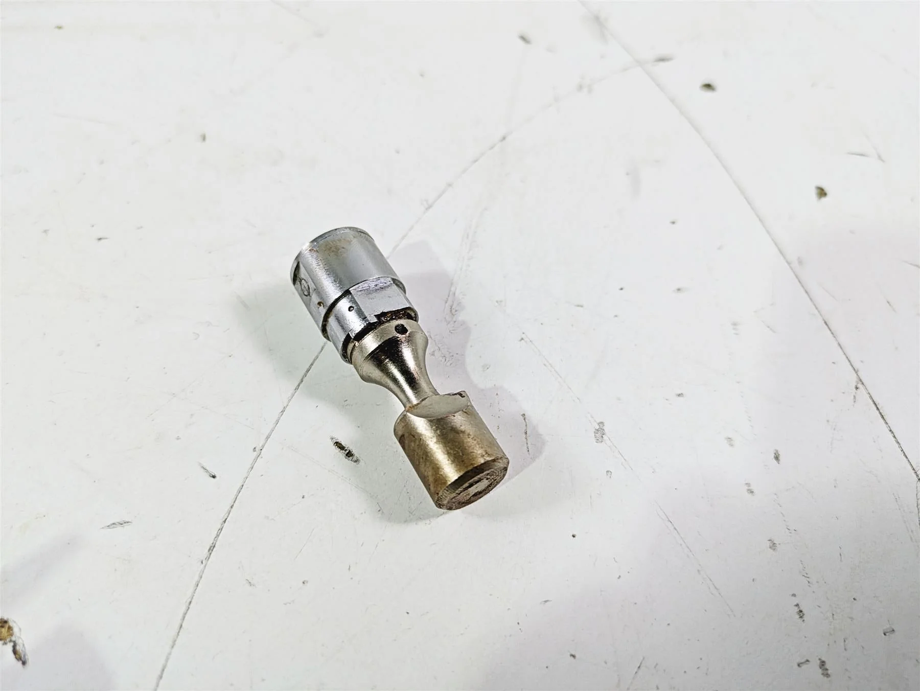 2005 Harley Softail FLSTSCI Heritage Springer Ignition Switch Key Lock 71450-04 - Image 11