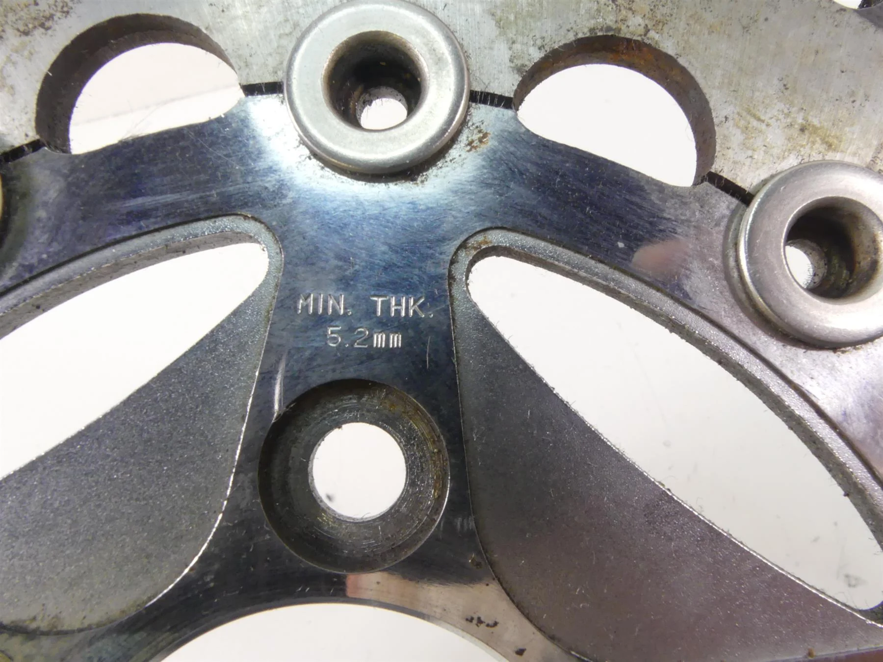 2005 Harley Touring CVO FLHTC SE Electra Glide  Front Brake Rotor Set 44370-00 - Image 9