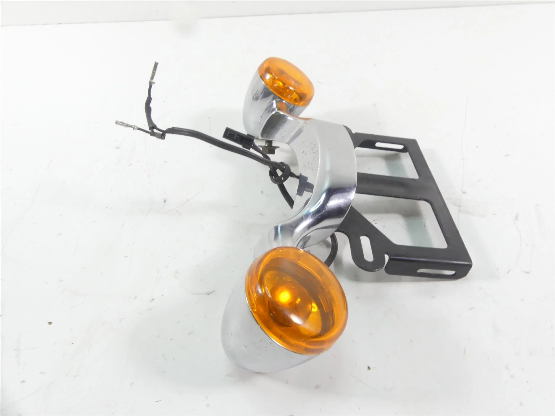 2005 Harley Touring CVO FLHTC SE Electra Glide  Rear Blinker Bar Set 68629-05 - Image 4