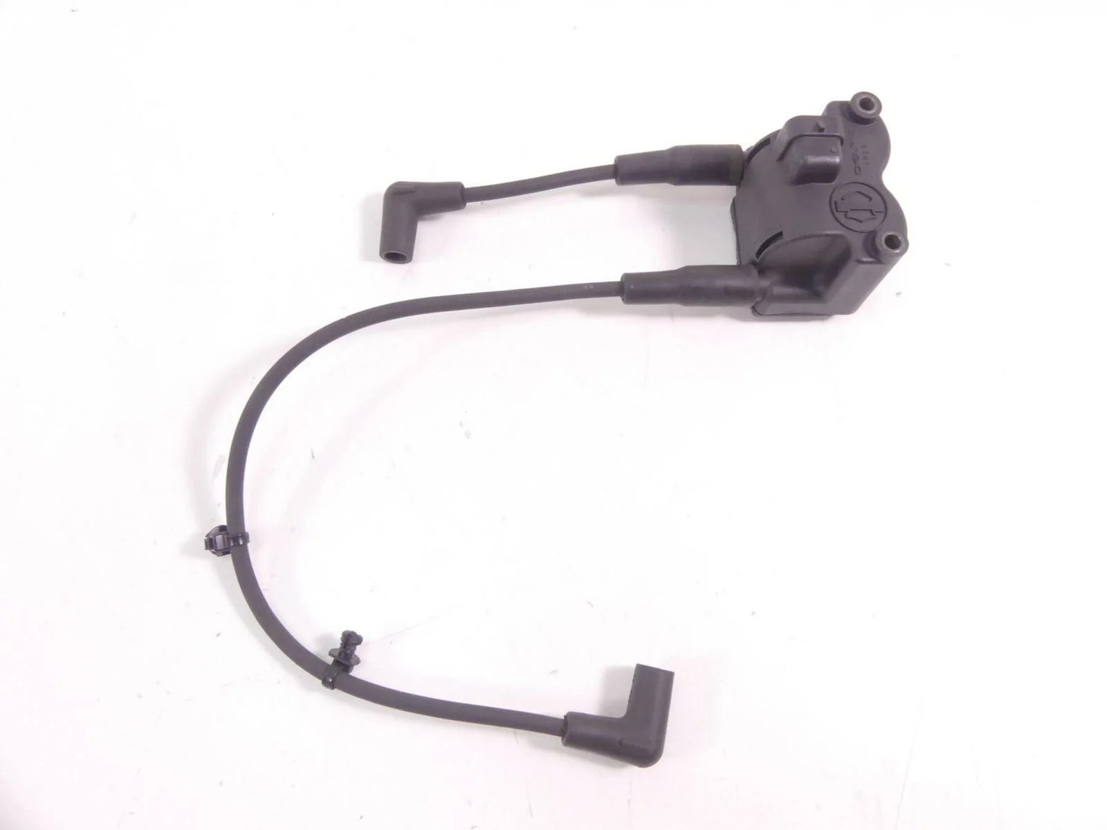 2005 Harley Touring CVO FLHTCSE Electra Glide  Ignition Coil Coils Set 31743-01 - Image 3