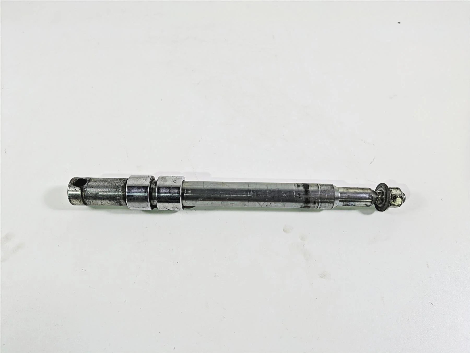 2005 Harley Touring FLHRI Road King Front Axle Wheel Spindle 1" 43364-00