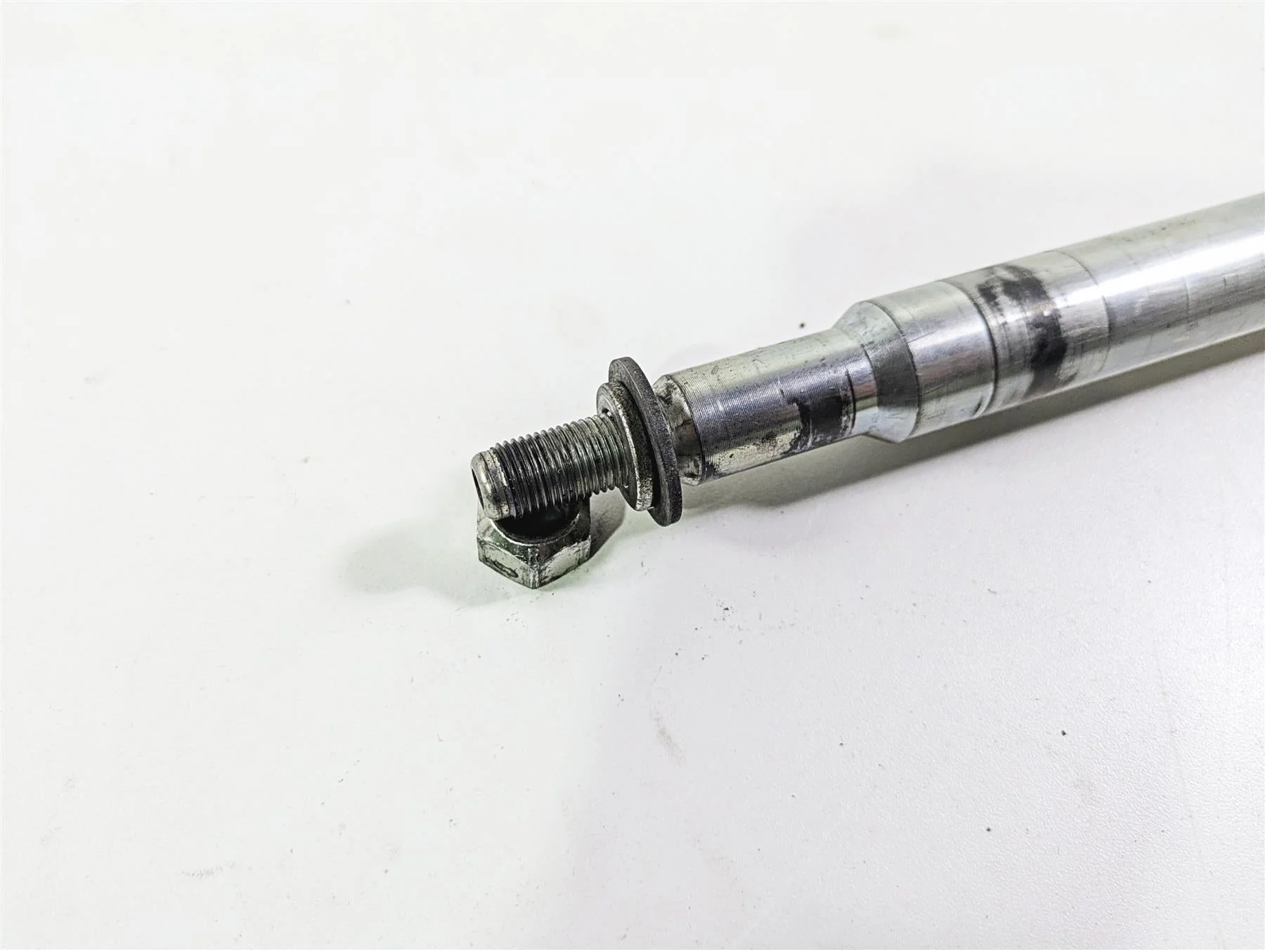 2005 Harley Touring FLHRI Road King Front Axle Wheel Spindle 1" 43364-00 - Image 10